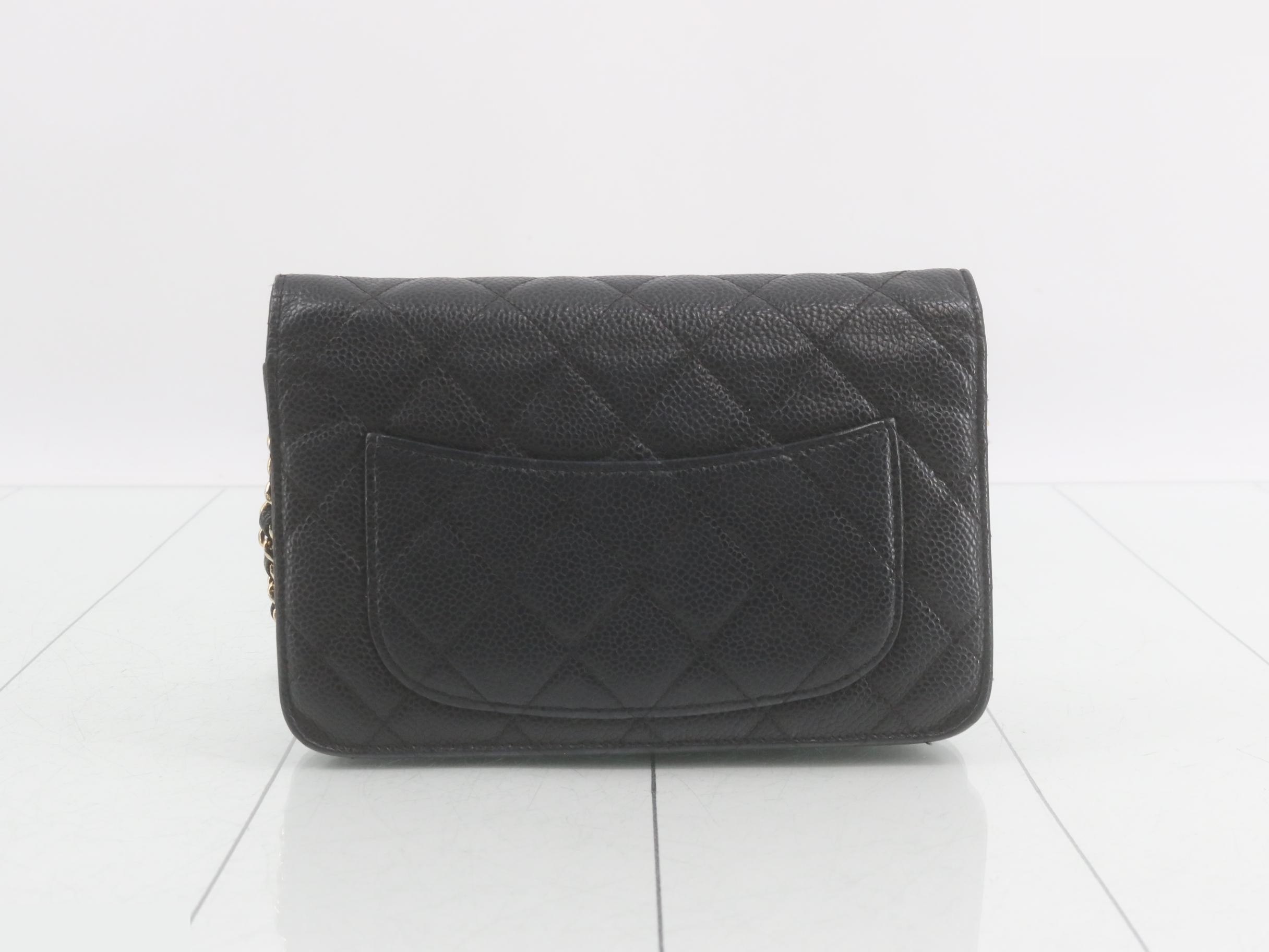 Matelassé Chain Wallet — view 2