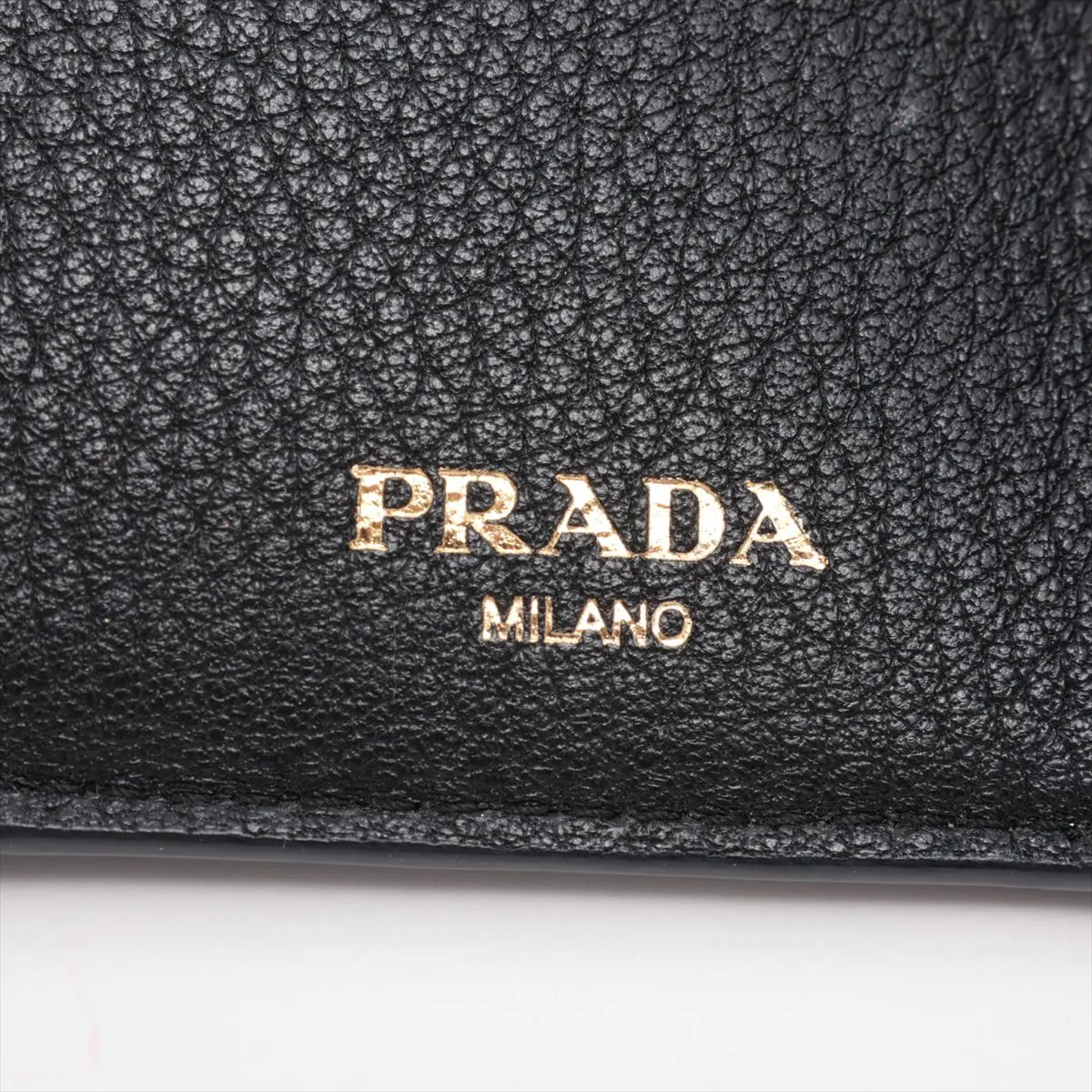 Vitello Grain 1MH021 Leather Compact Wallet, Black — view 8
