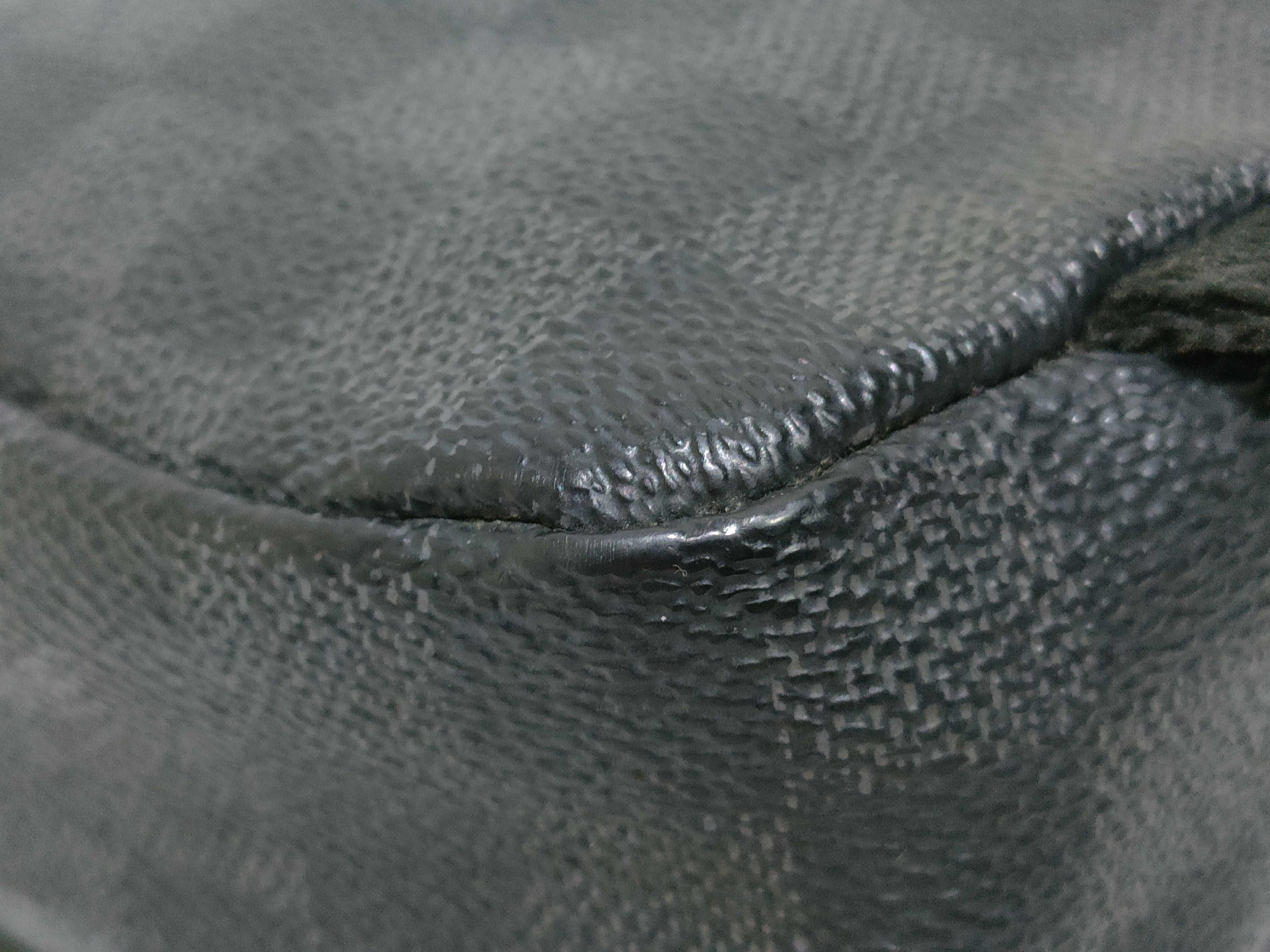 Damier Graphite ID- Canvas Avenue 19cm Sling Bag SHW Waist Bag — view 6