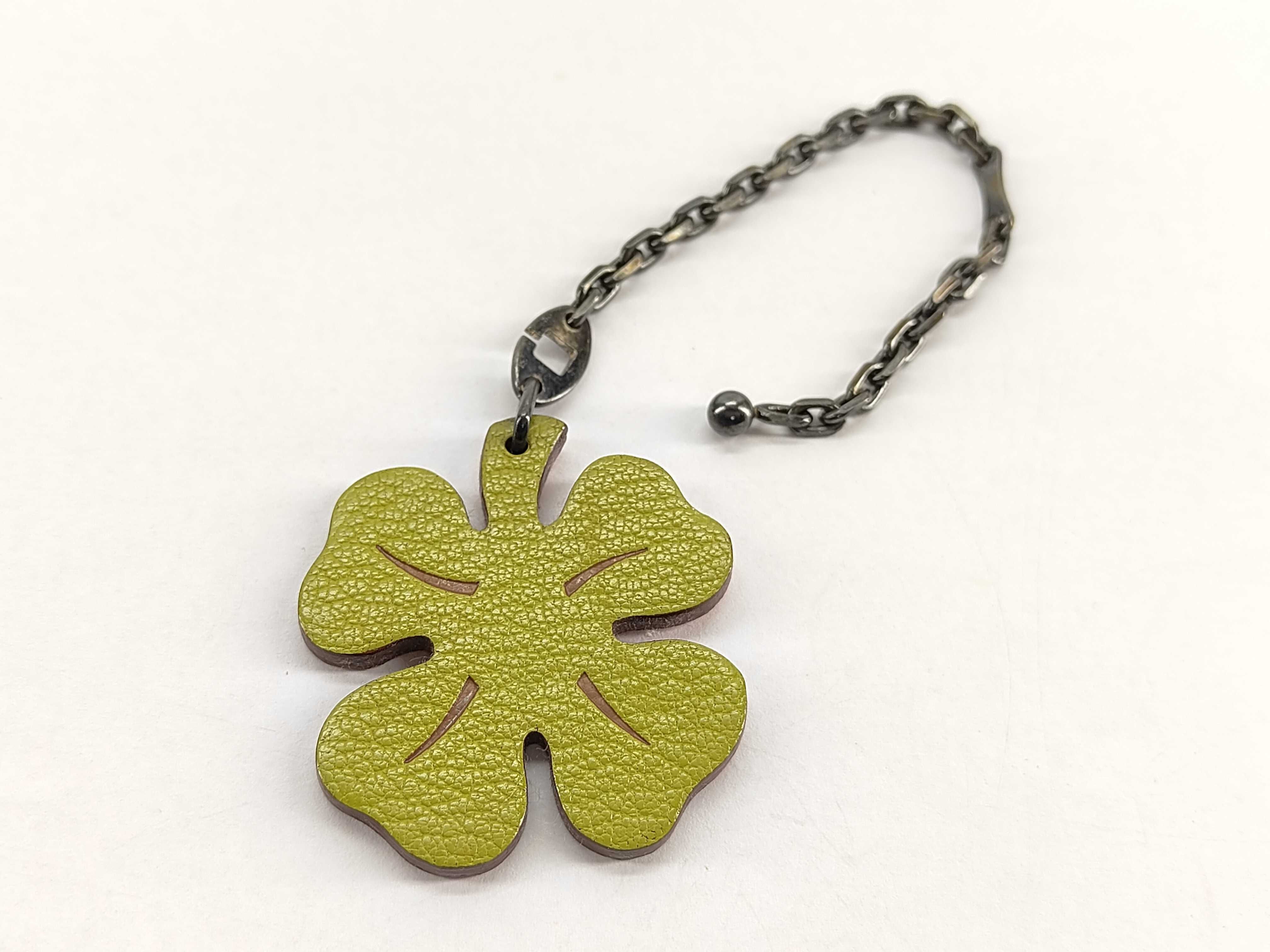 Clover Charm
