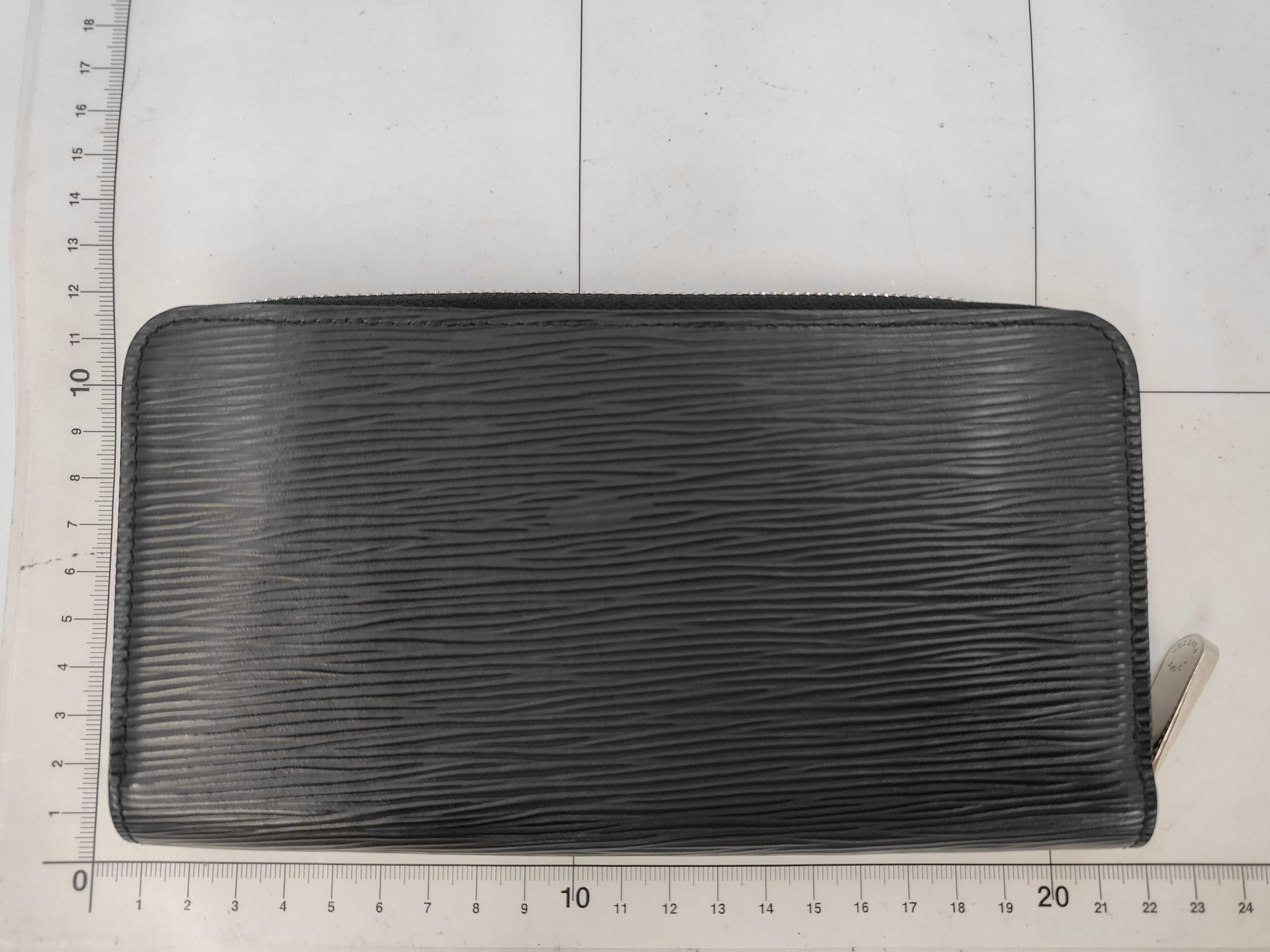 Epi Zippy Wallet Noir (with IC chip) — view 2
