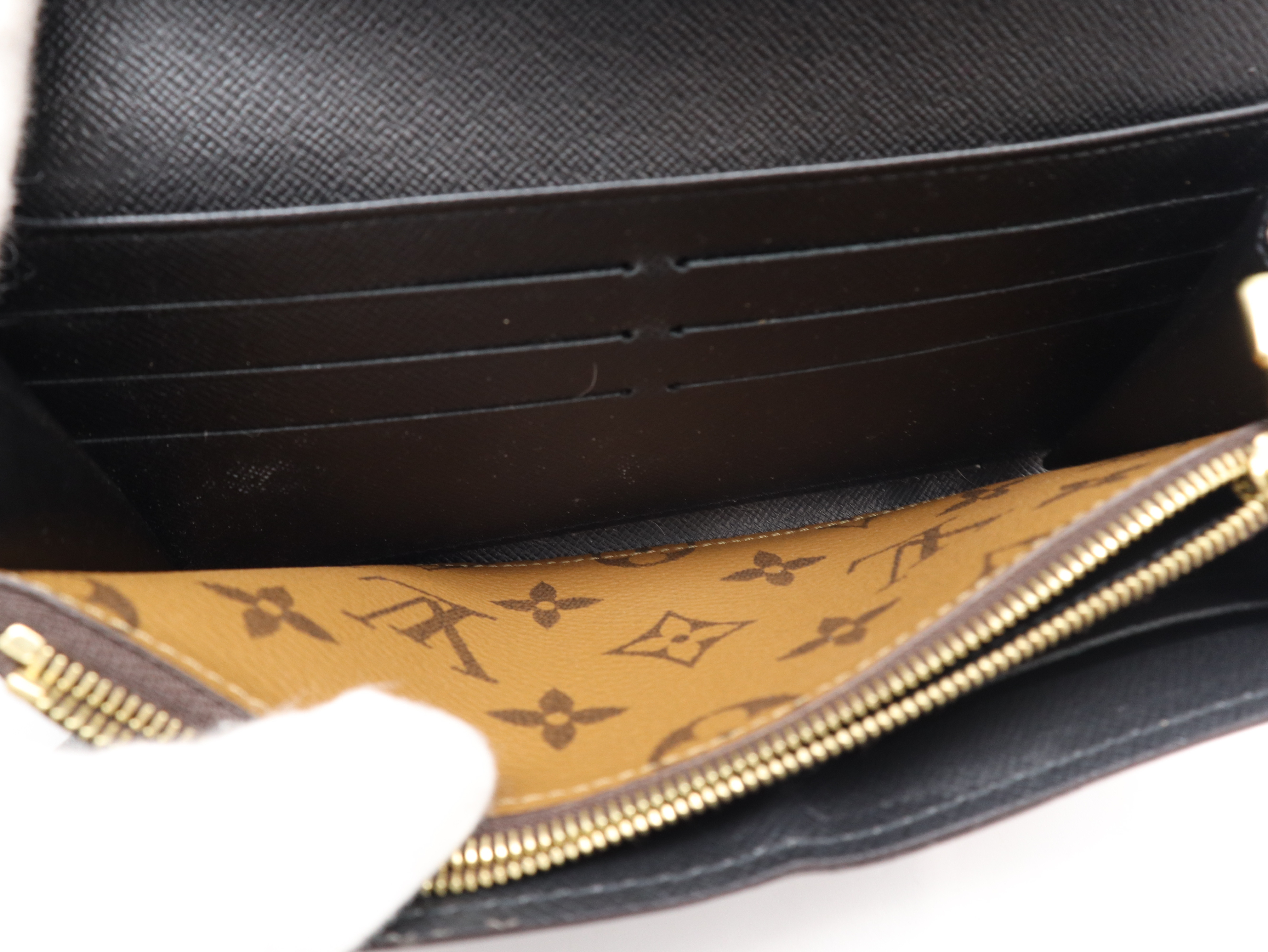 M80726 Monogram Giant Portefeuille Sarah Wallet (RFID detected, with box and dust bag) — view 10