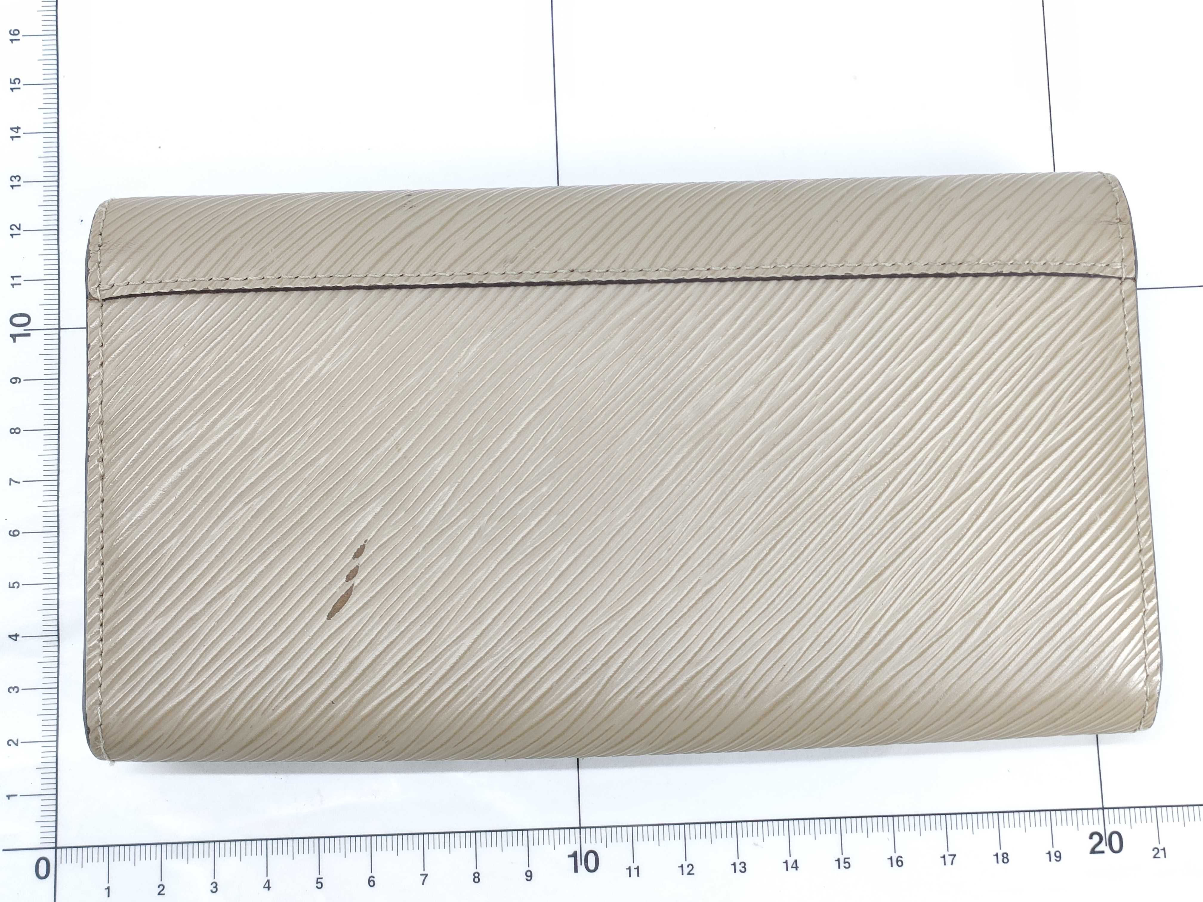 Epi Leather Portefeuille Twist TN3189 Wallet — view 2