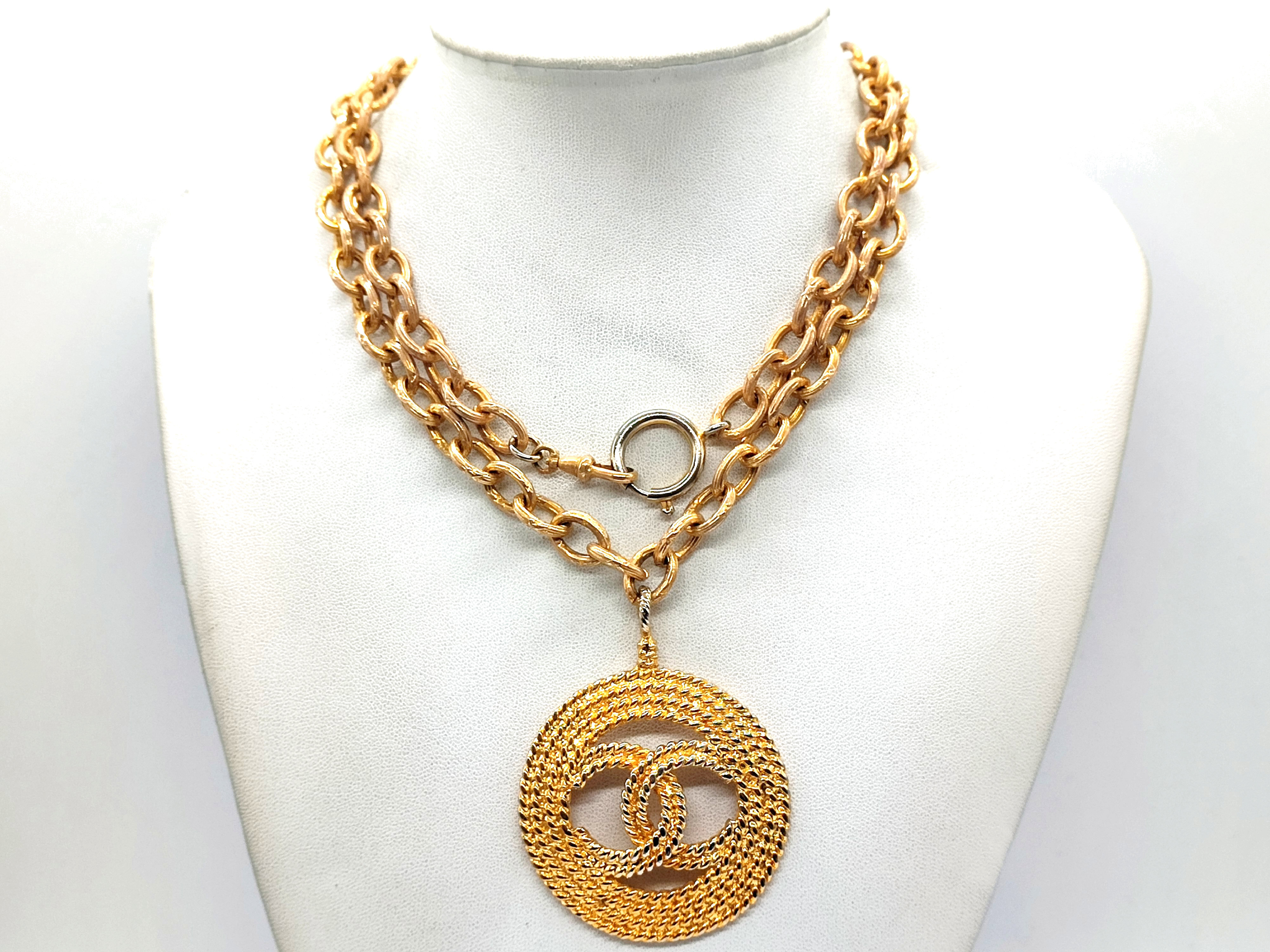 Coco Mark Mesh Pattern Necklace