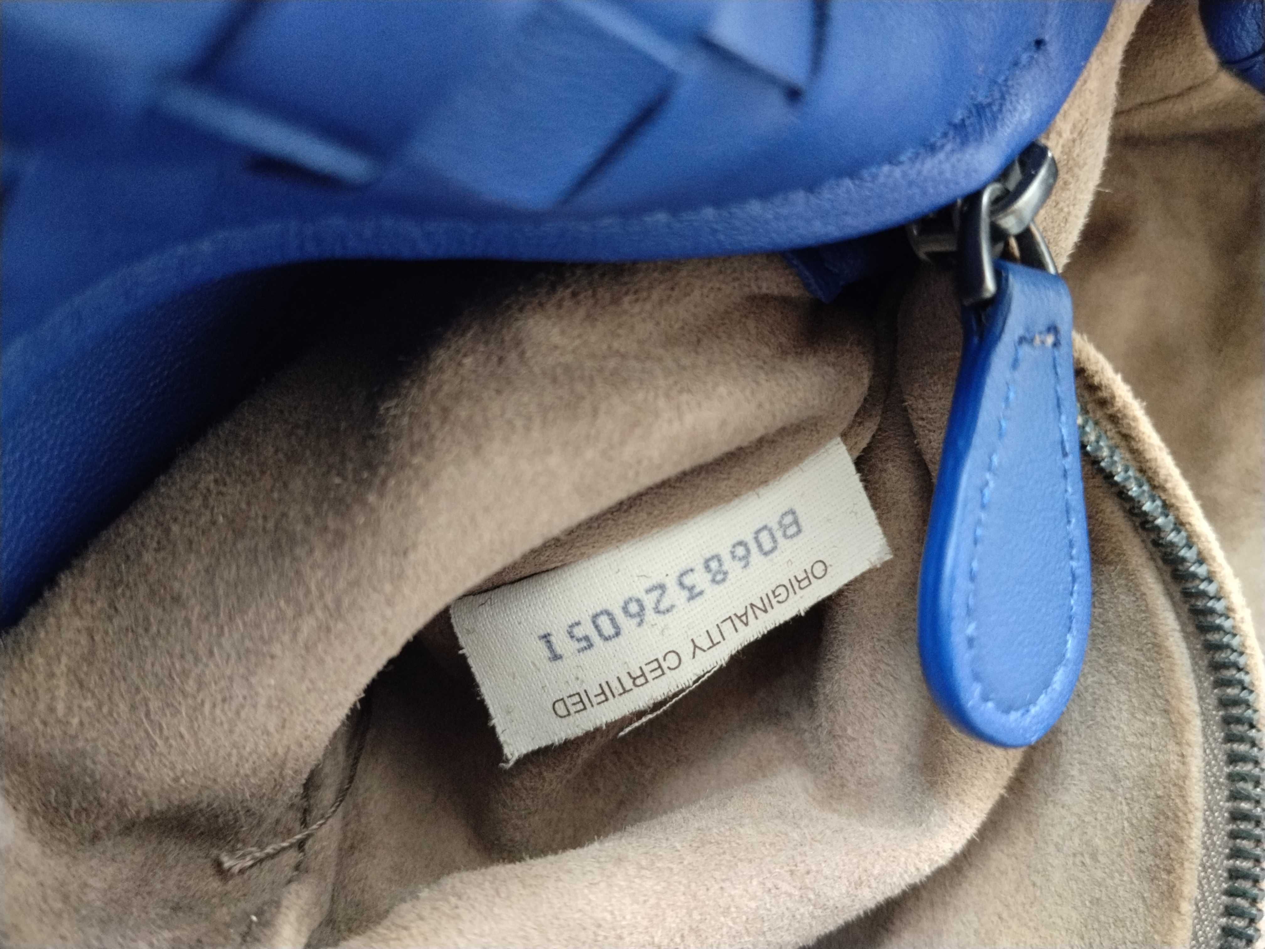 Intrecciato Leather Handbag, Blue, Handbag — view 14
