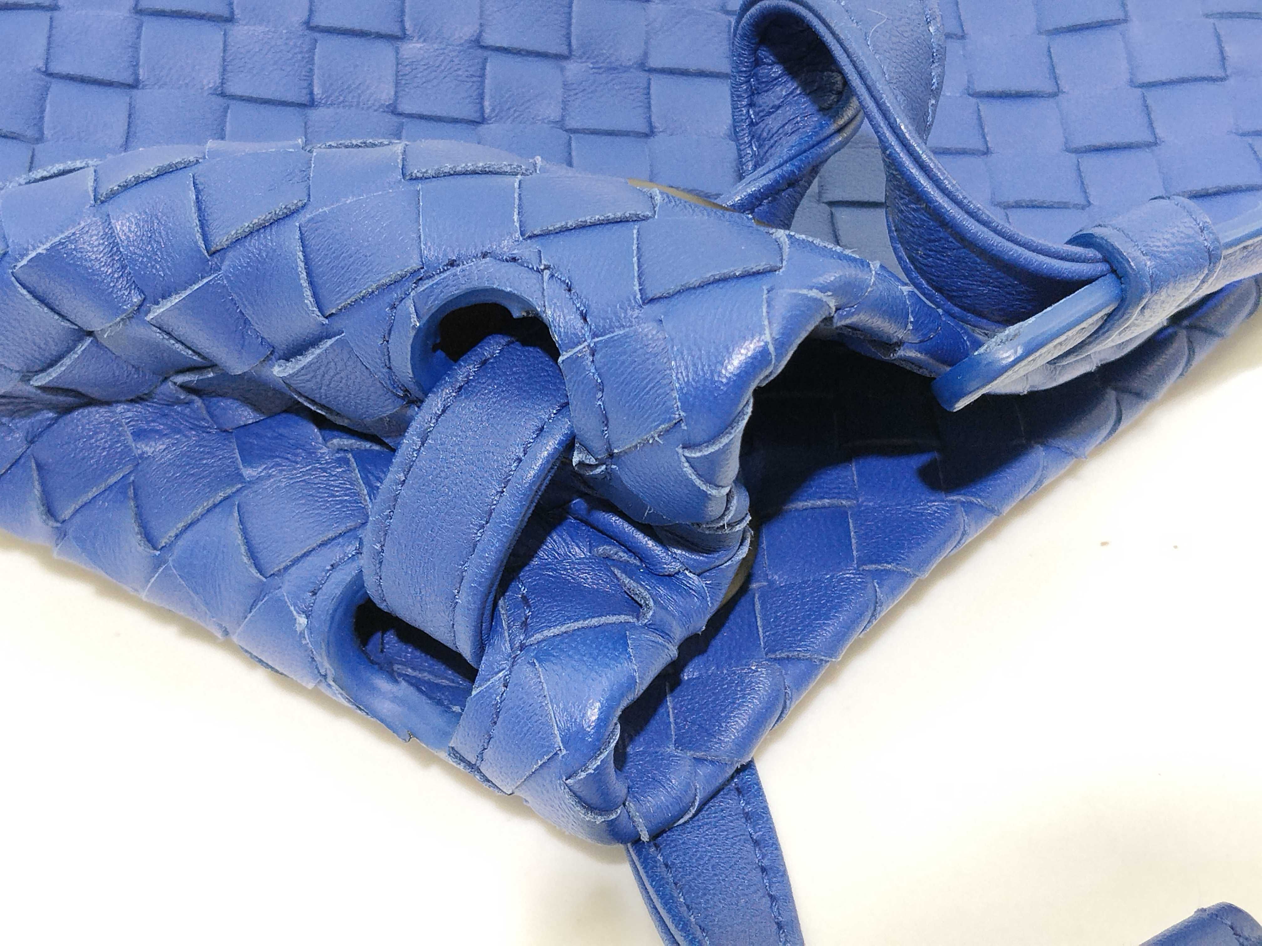 Intrecciato Leather Handbag, Blue, Handbag — view 15