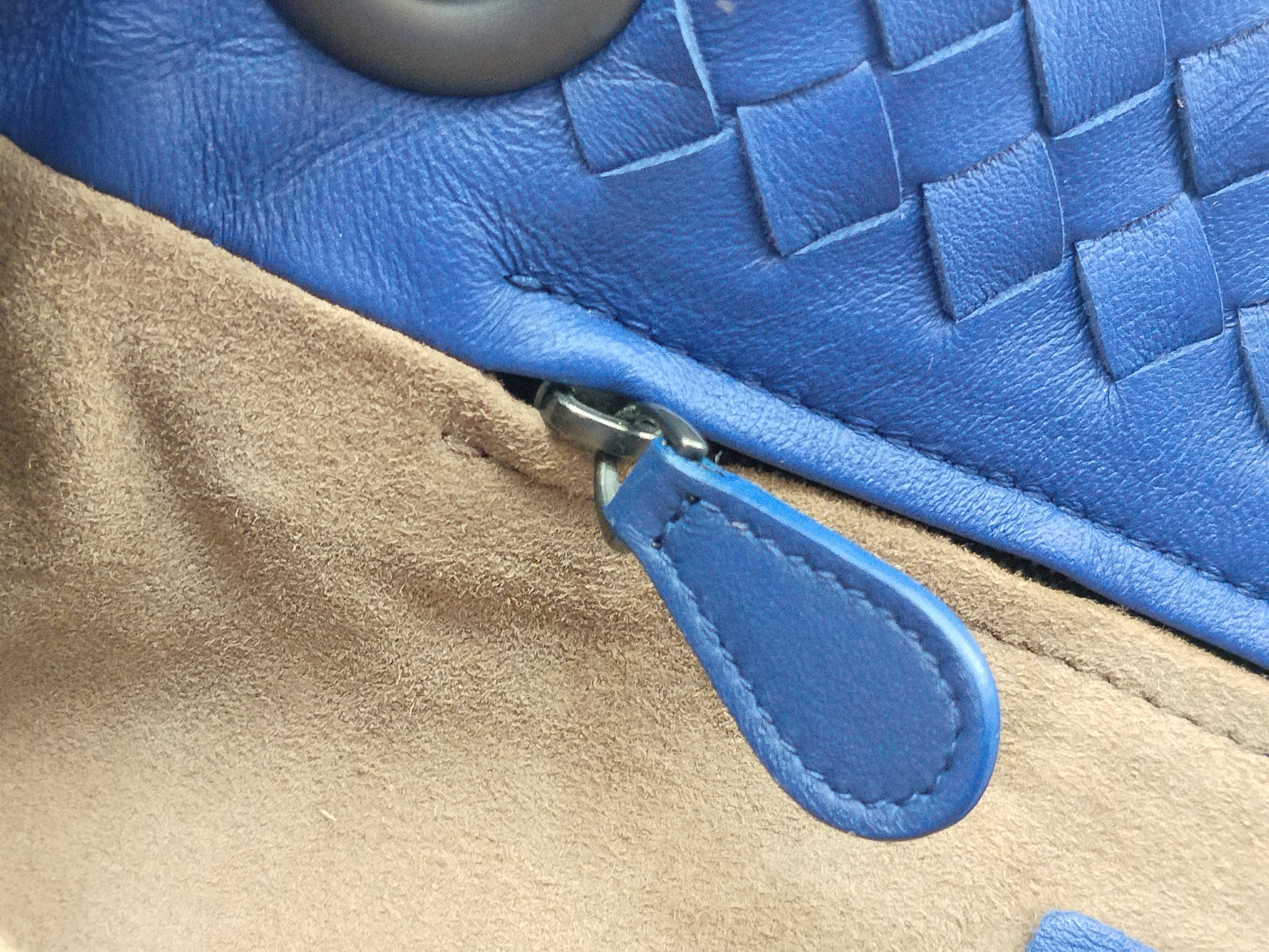 Intrecciato Leather Handbag, Blue, Handbag — view 10