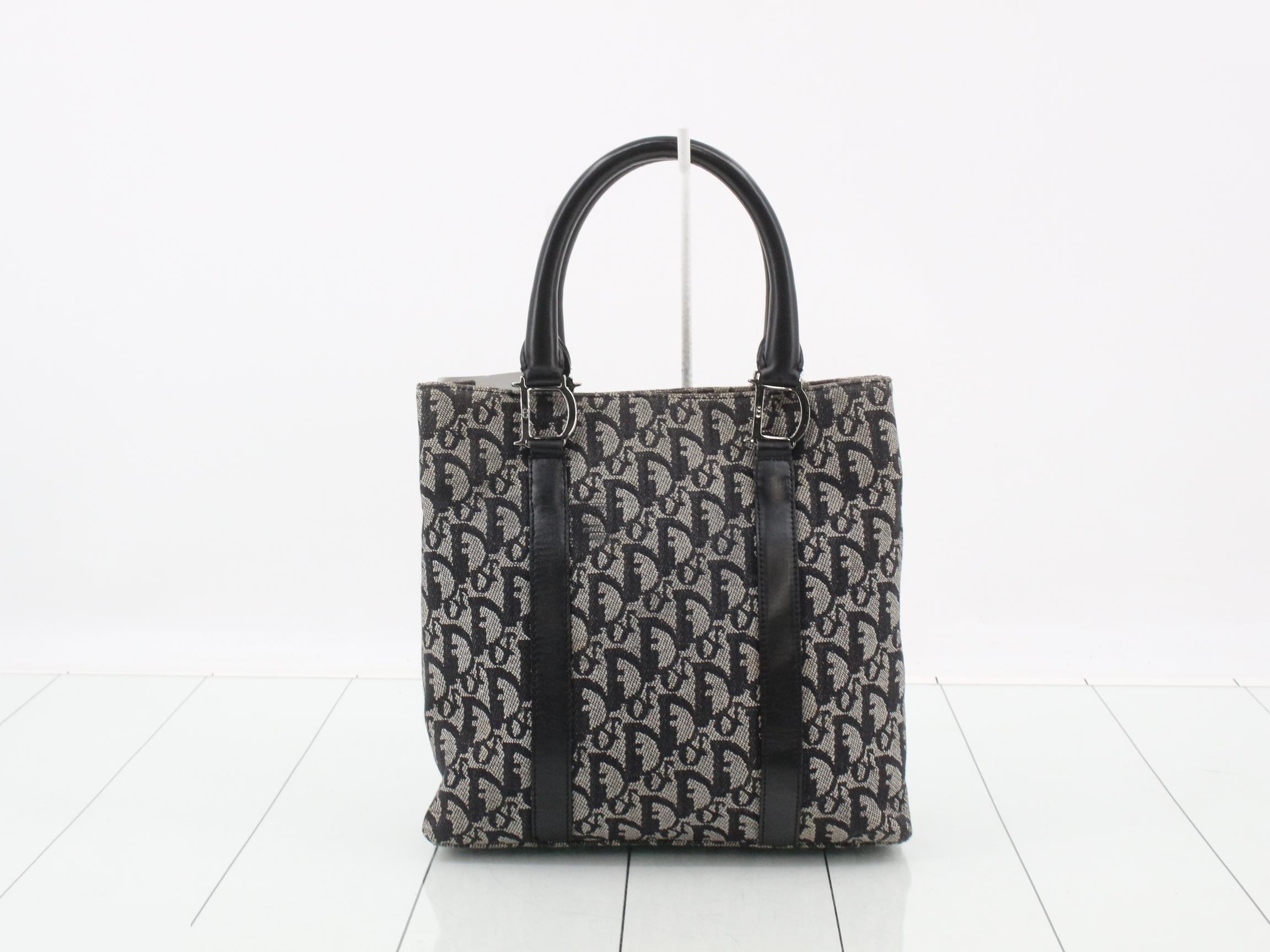 Trotter Shopper Tote, Black, Silver Hardware, 25 x 7 cm