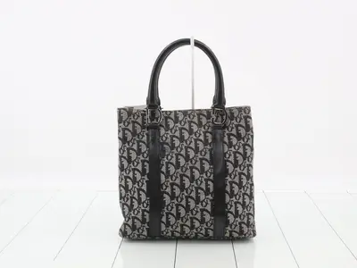 Trotter Shopper Tote, Black, Silver Hardware, 25 x 7 cm