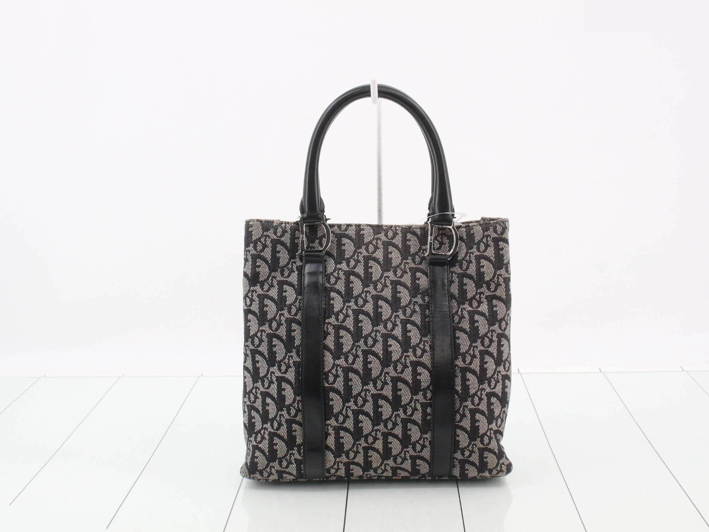 Trotter Shopper Tote, Black, Silver Hardware, 25 x 7 cm — view 2