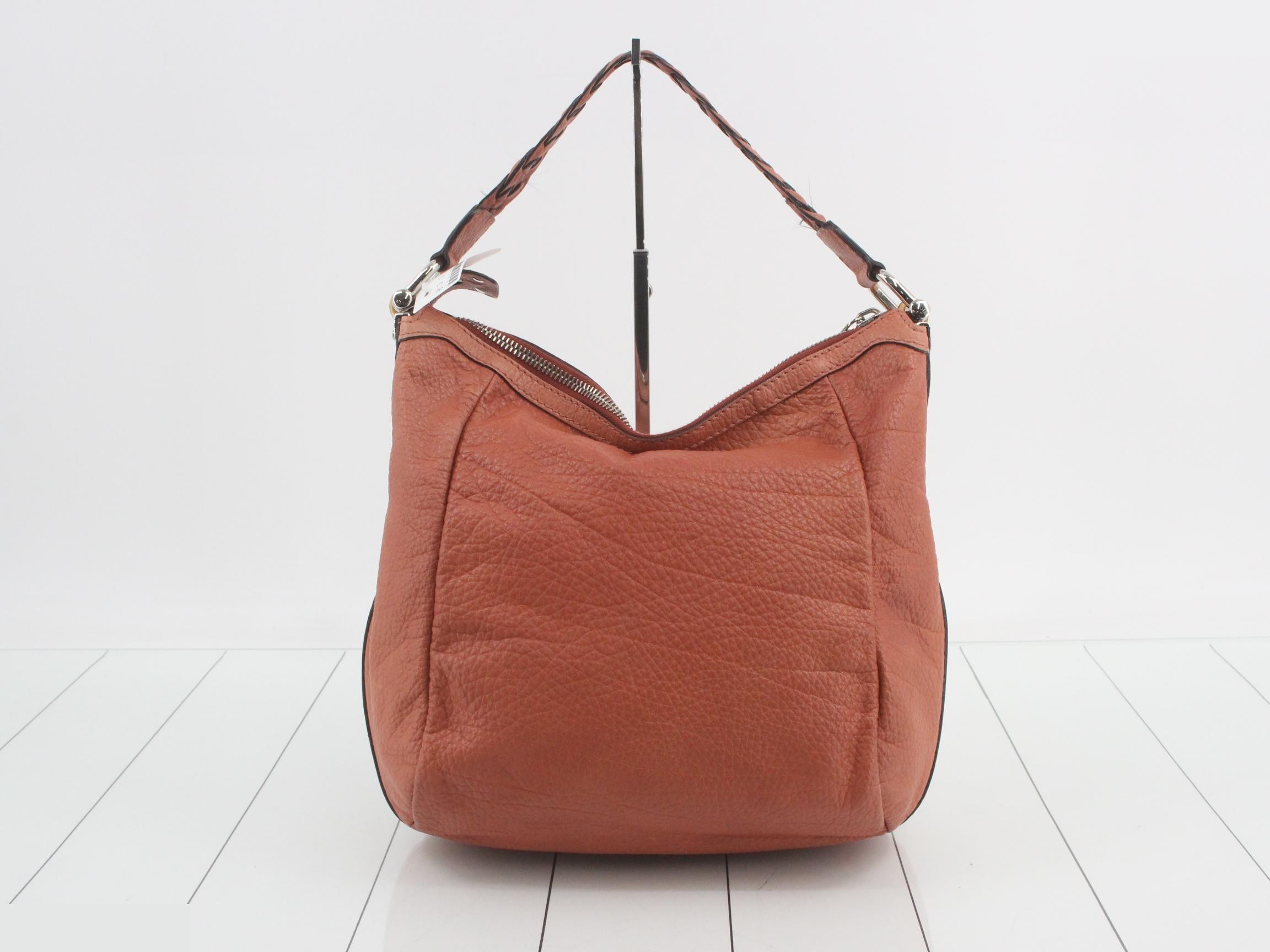 Leather and bamboo braided one-shoulder bag, salmon color. — view 2