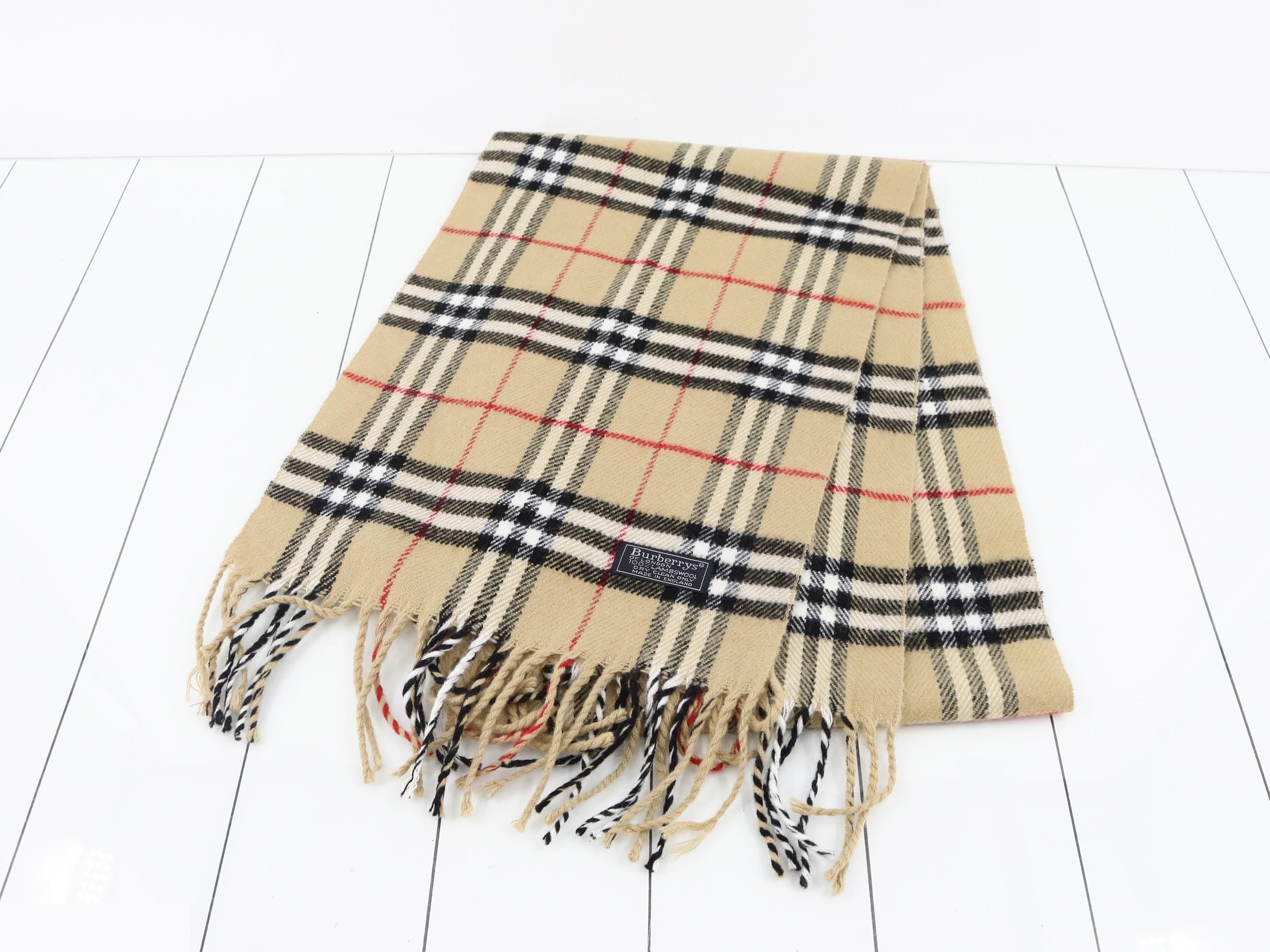 Other lines: Small items, accessories, and scarves — view 2