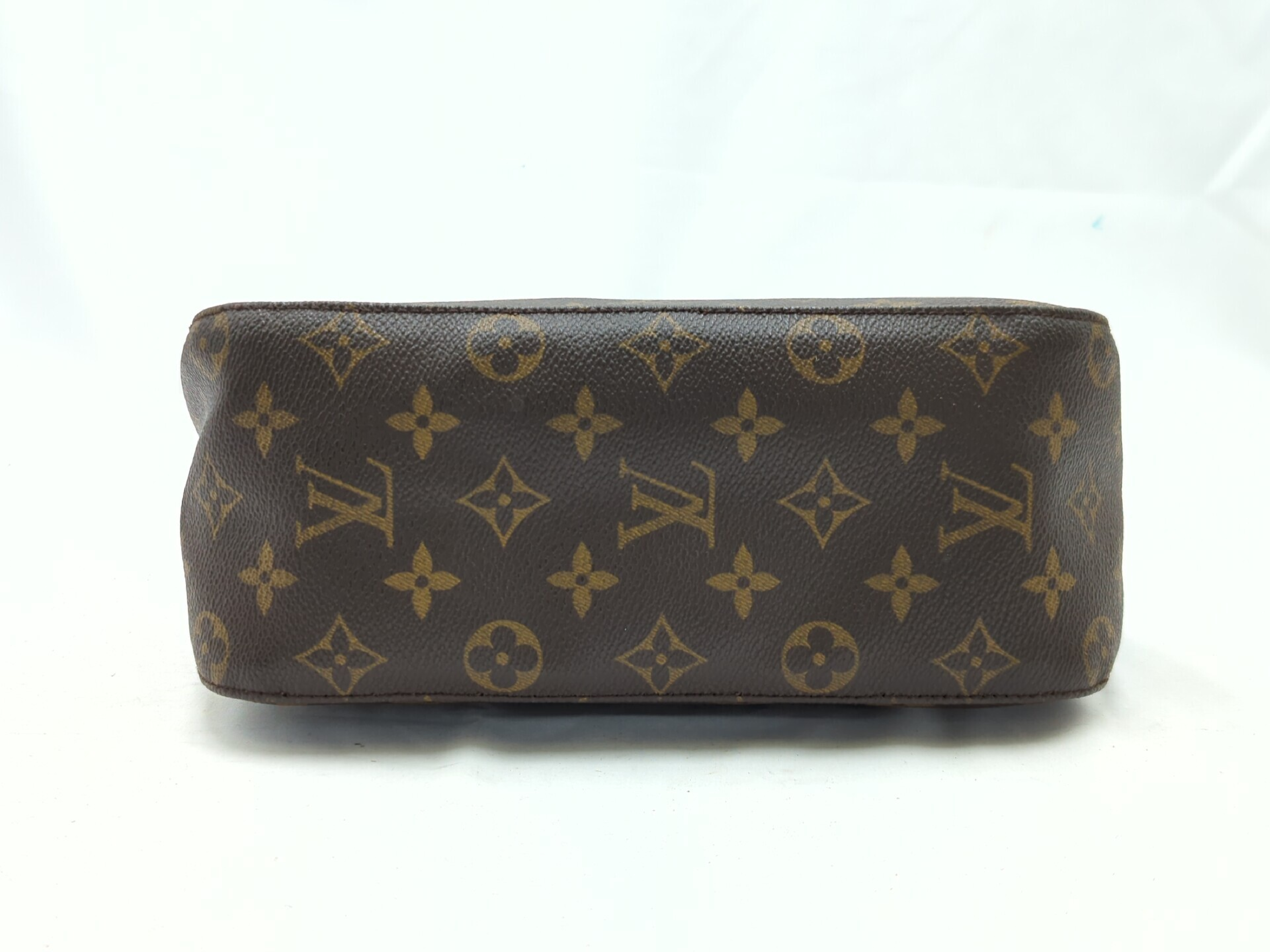 M51146 Monogram Looping MM Bag — view 5