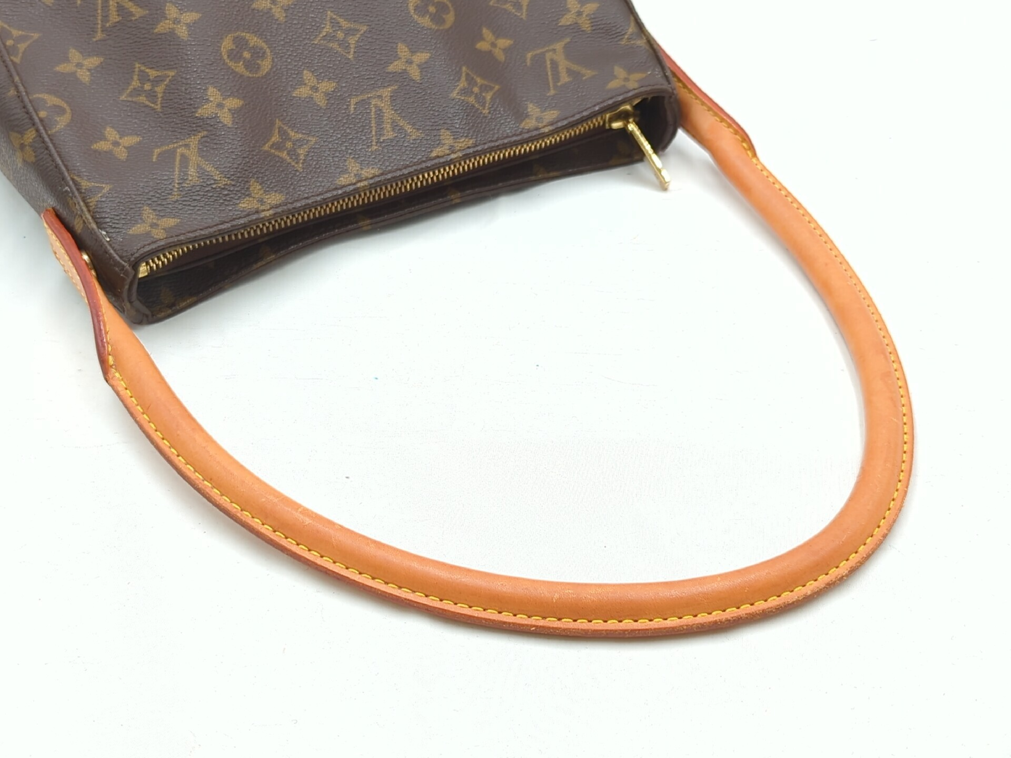 M51146 Monogram Looping MM Bag — view 6