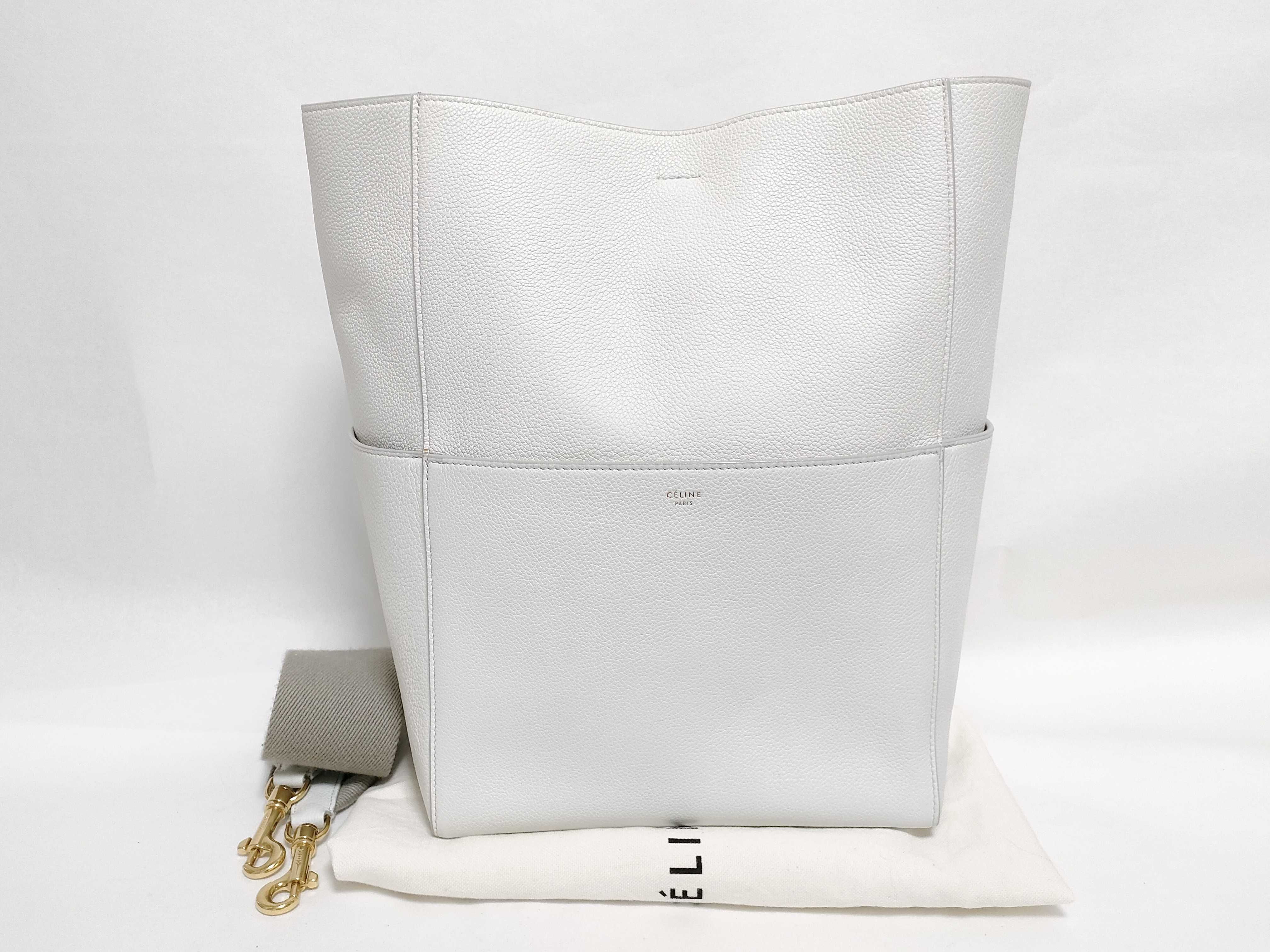 Sangle Bucket Leather Shoulder Bag White Shoulder Bag