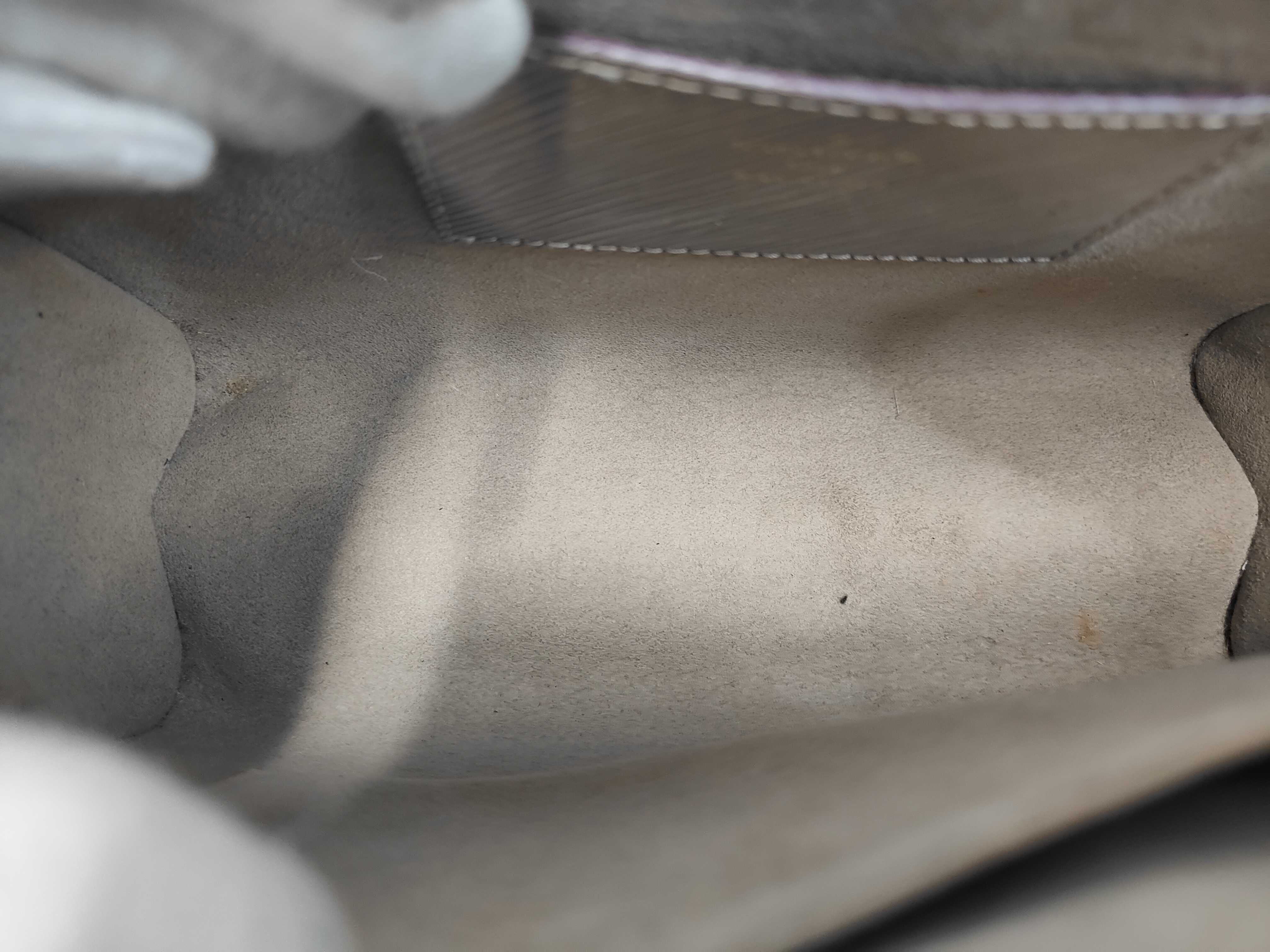 Epi Twist MM M55513 — view 9