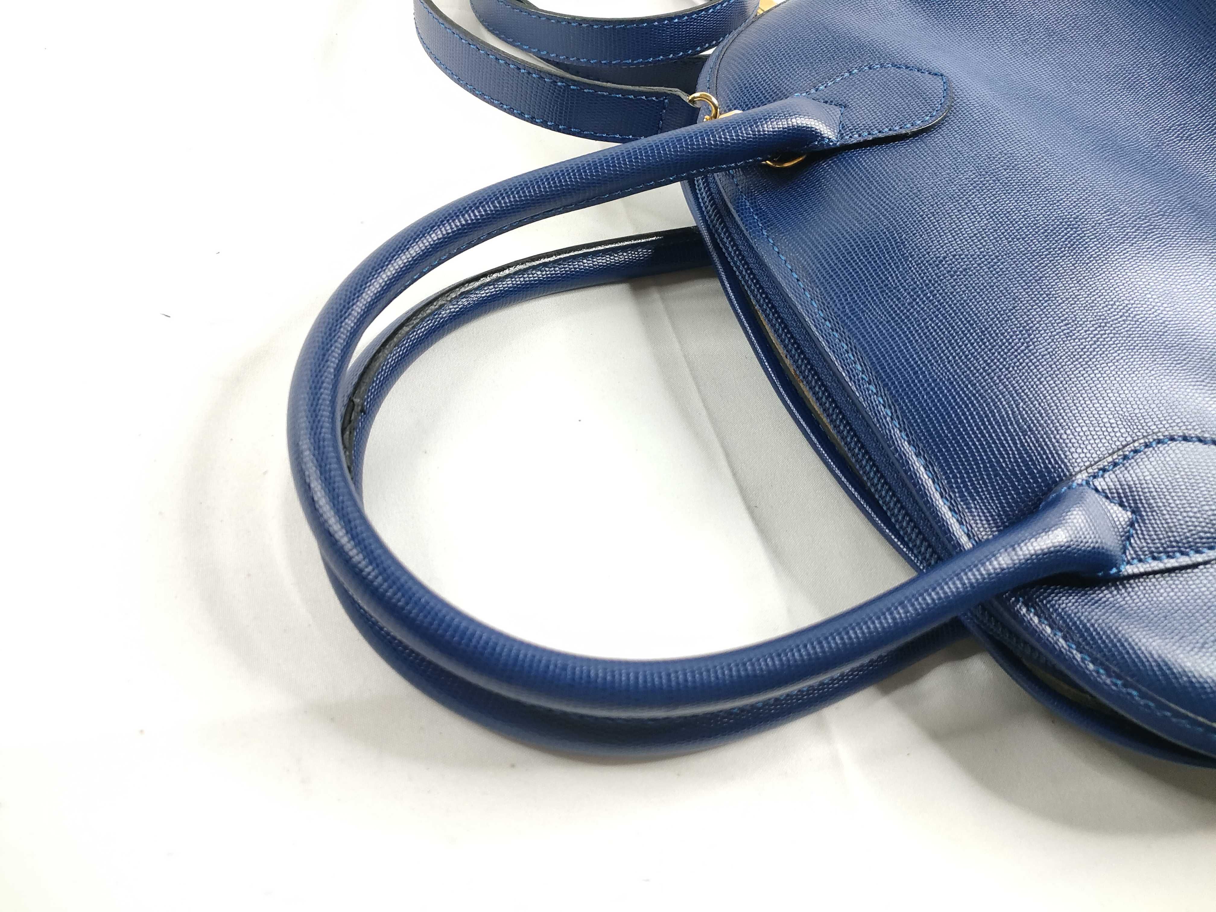Circle Handbag 2-way Handbag — view 6