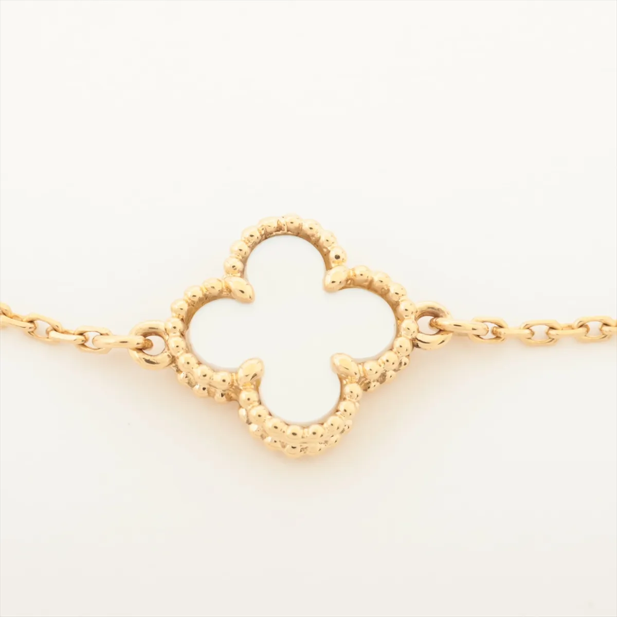 Sweet Alhambra Shell Bracelet 750 (Yellow Gold) 1.8g JE697373 Shell cloudiness, — view 2