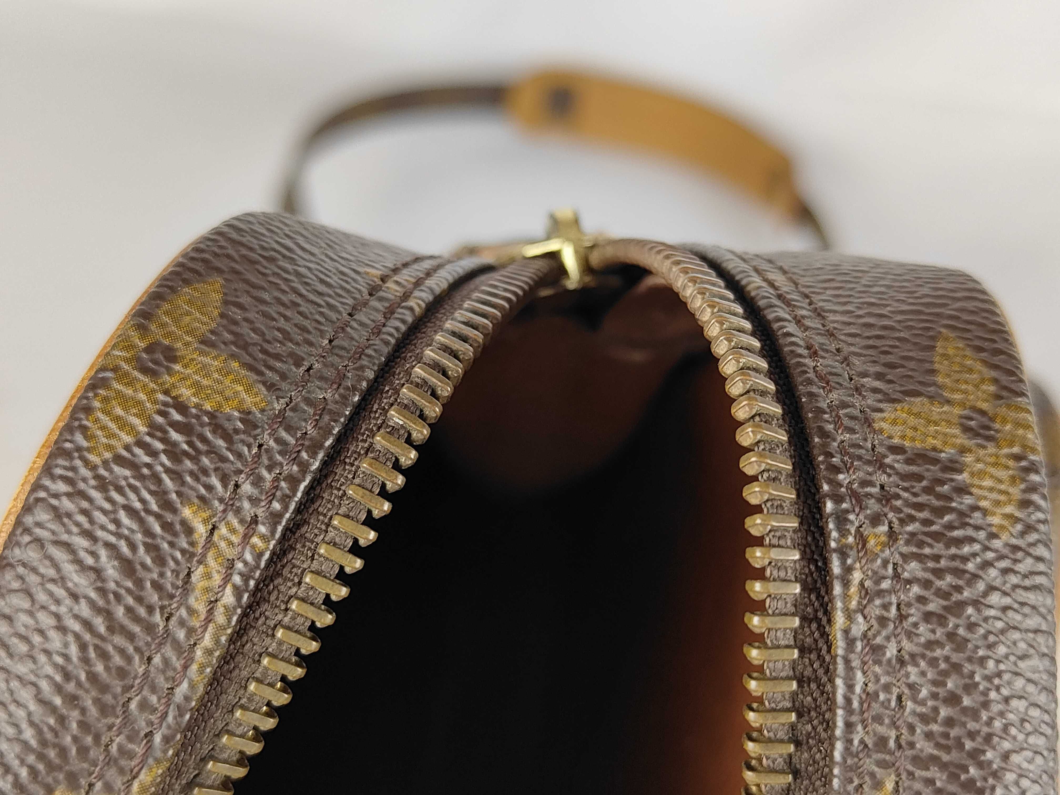 Monogram Amazon TH1901 Shoulder Bag — view 12