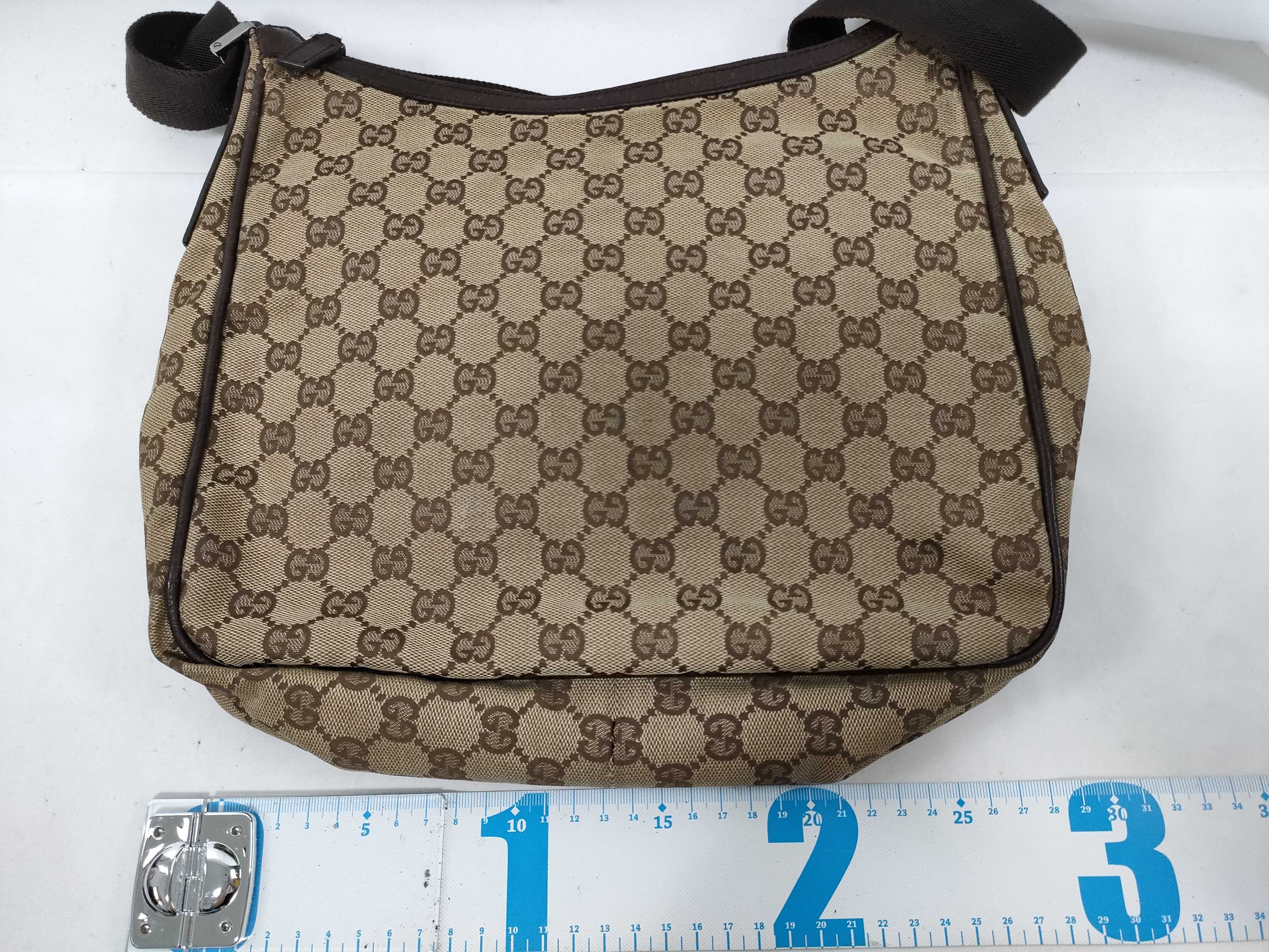 GG Canvas Shoulder Bag — view 2