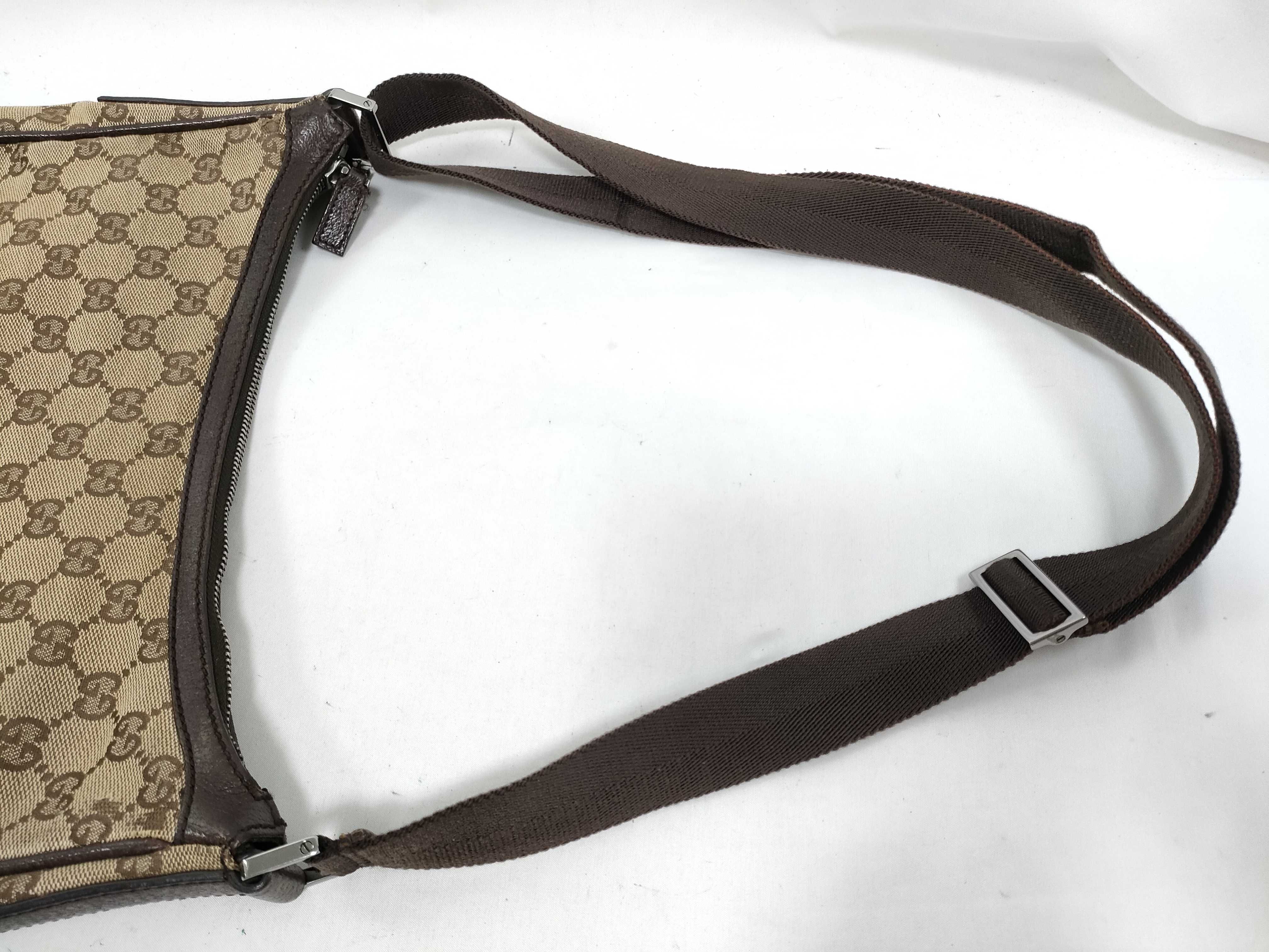 GG Canvas Shoulder Bag — view 5