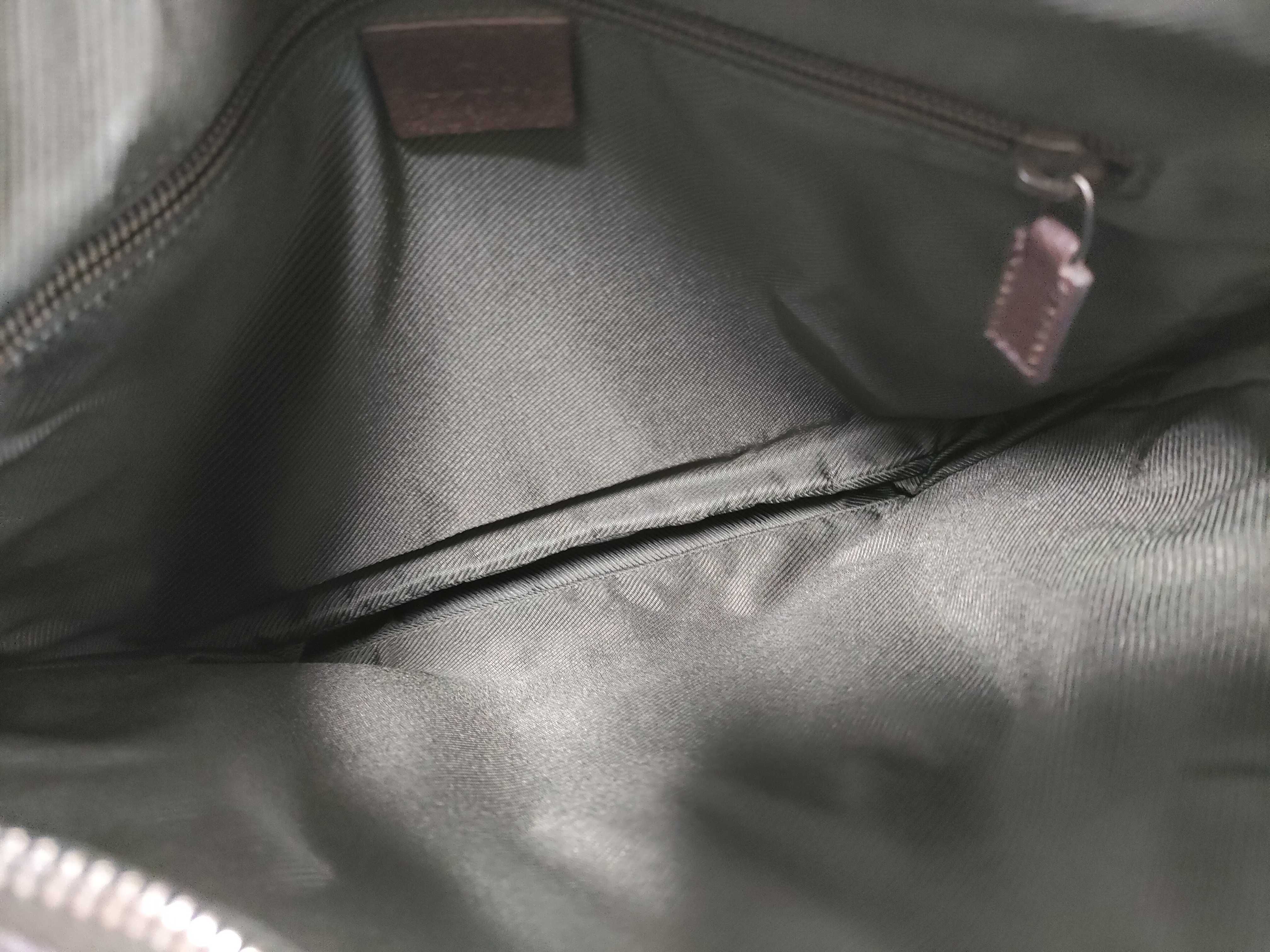 GG Canvas Shoulder Bag — view 10