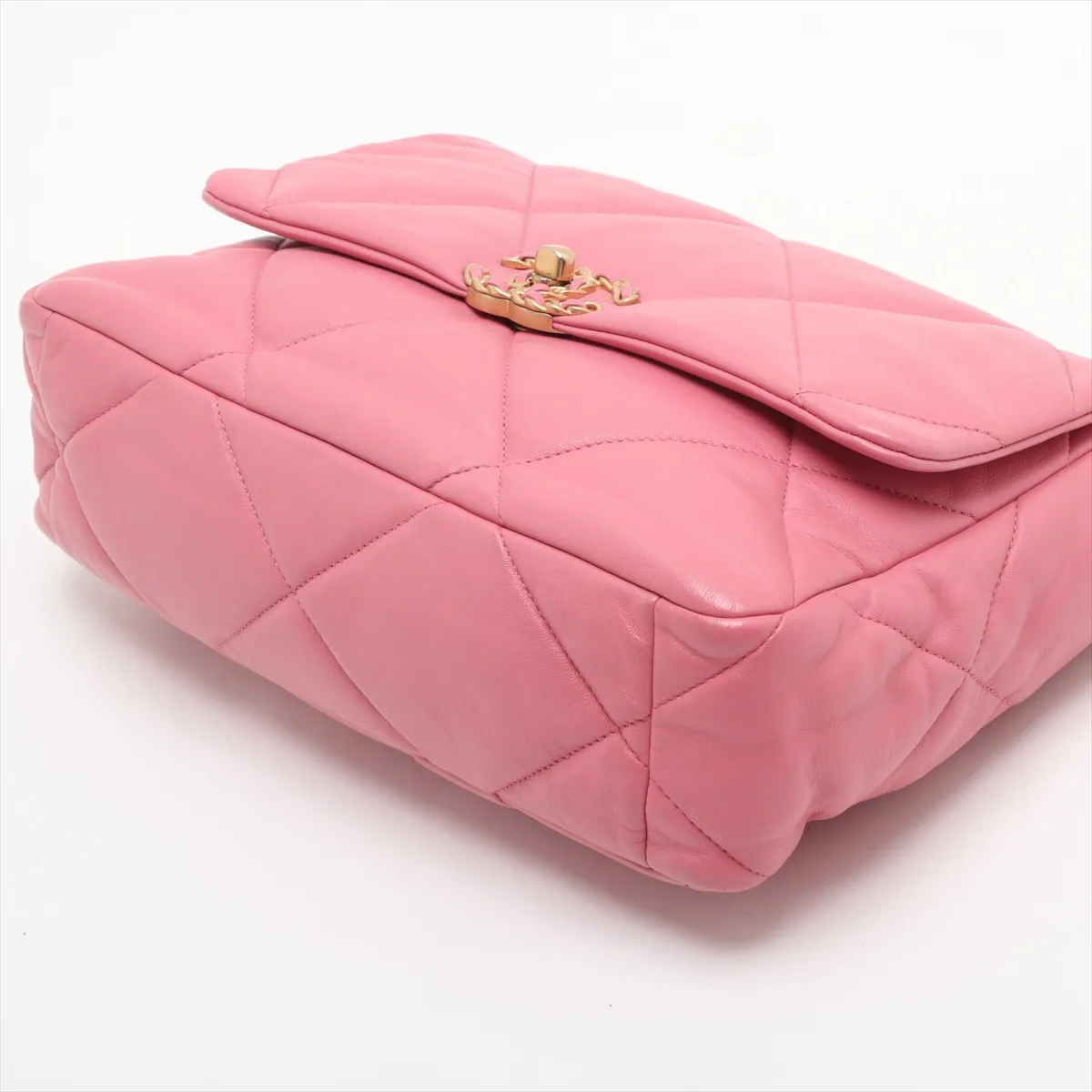 19 Large Lambskin Chain Shoulder Bag Pink Gold x Silver Hardware K1L19433 Random Plate AS1161 — view 3