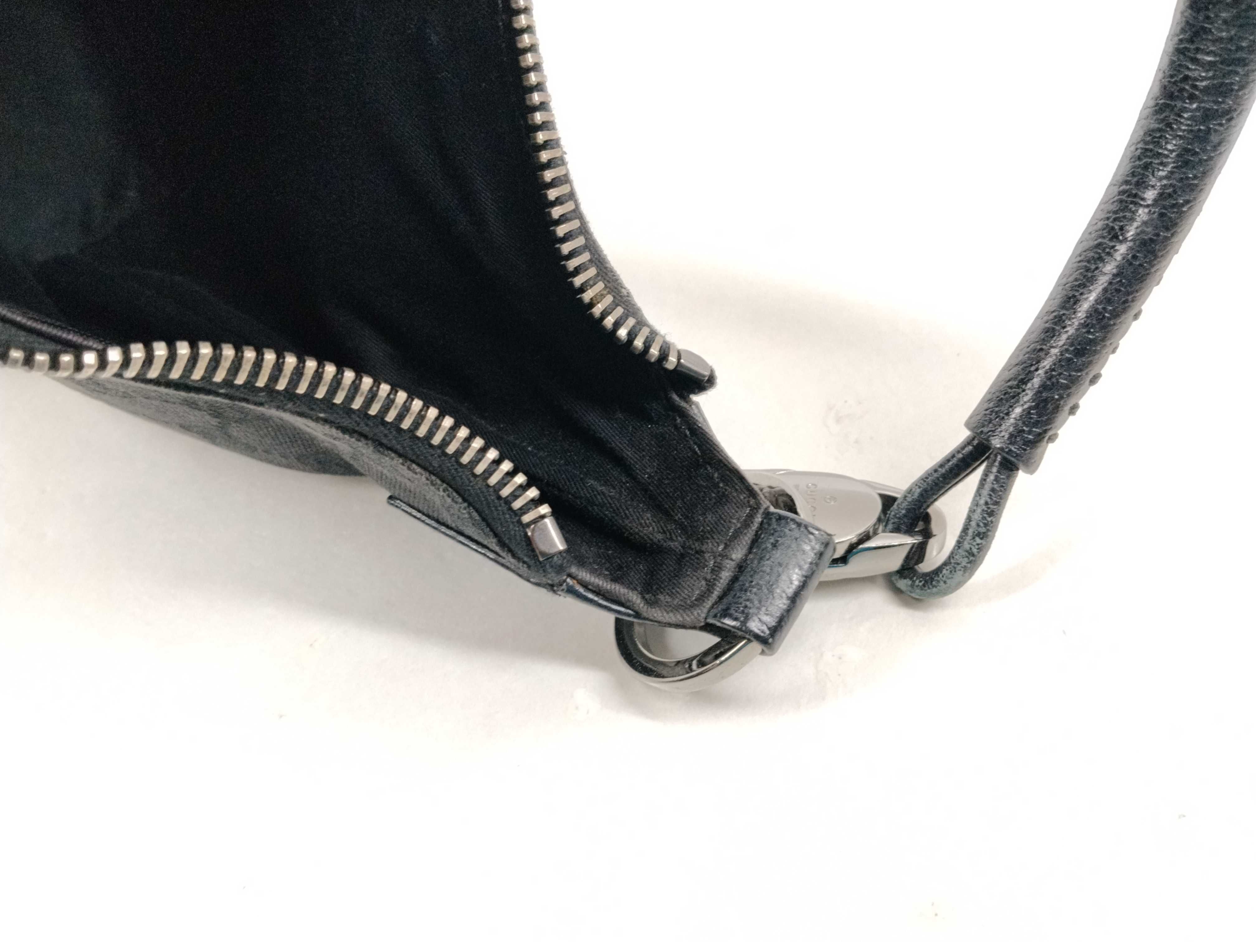 GG Canvas Gucci GG Bag One Shoulder Bag — view 13