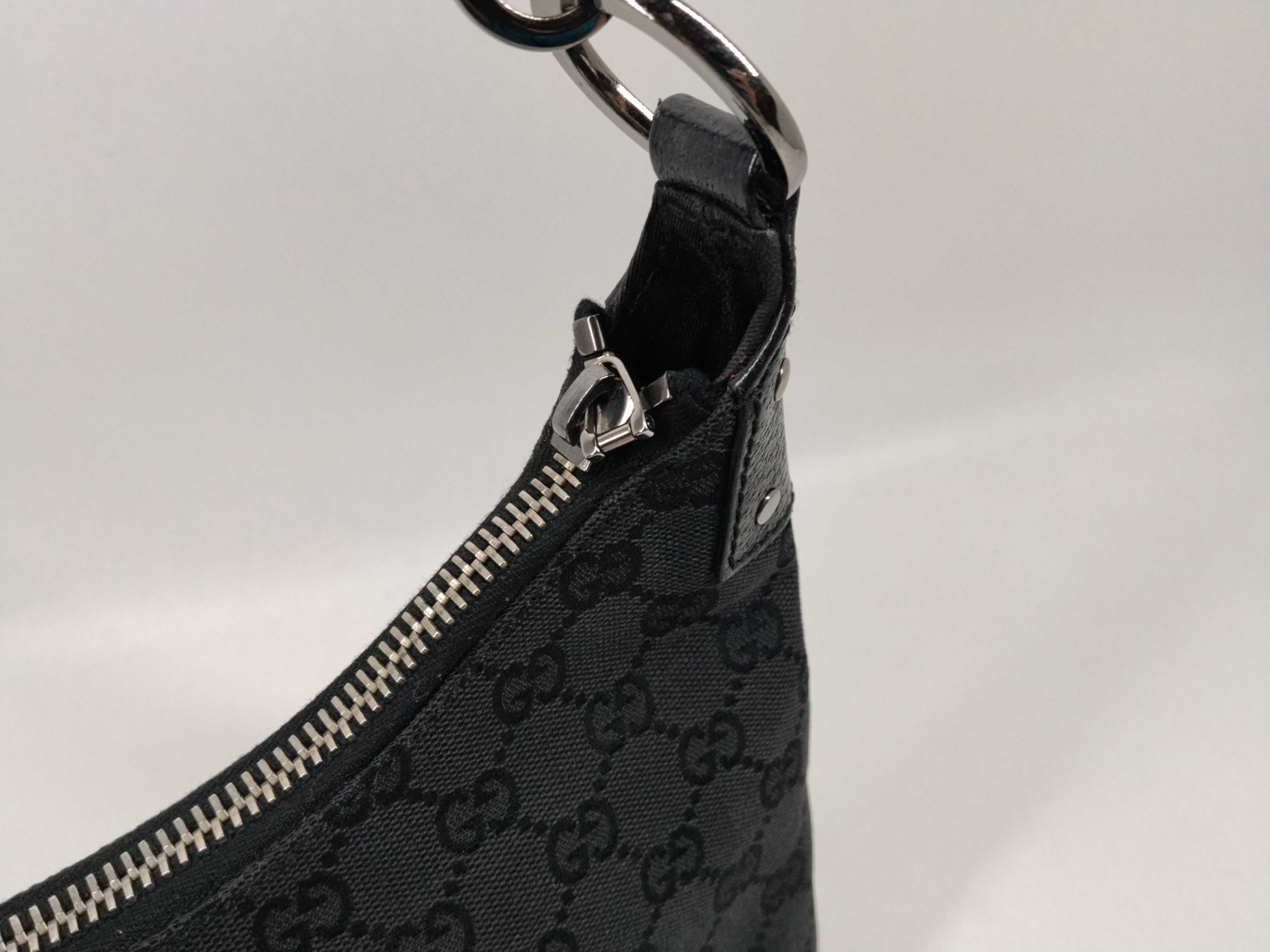 GG Canvas Gucci GG Bag One Shoulder Bag — view 5