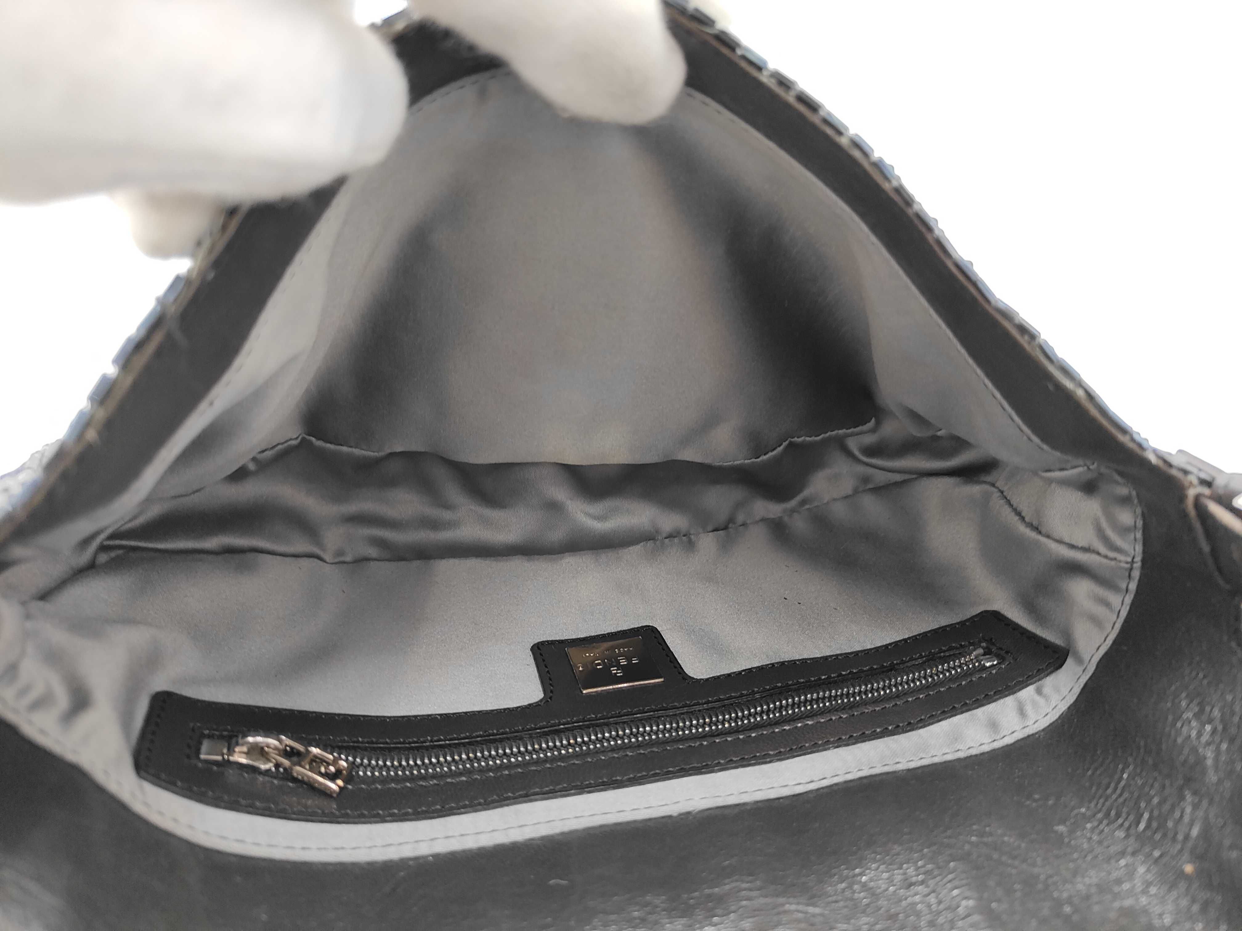 Mamma Bucket Leather Shoulder Bag/Handbag — view 10