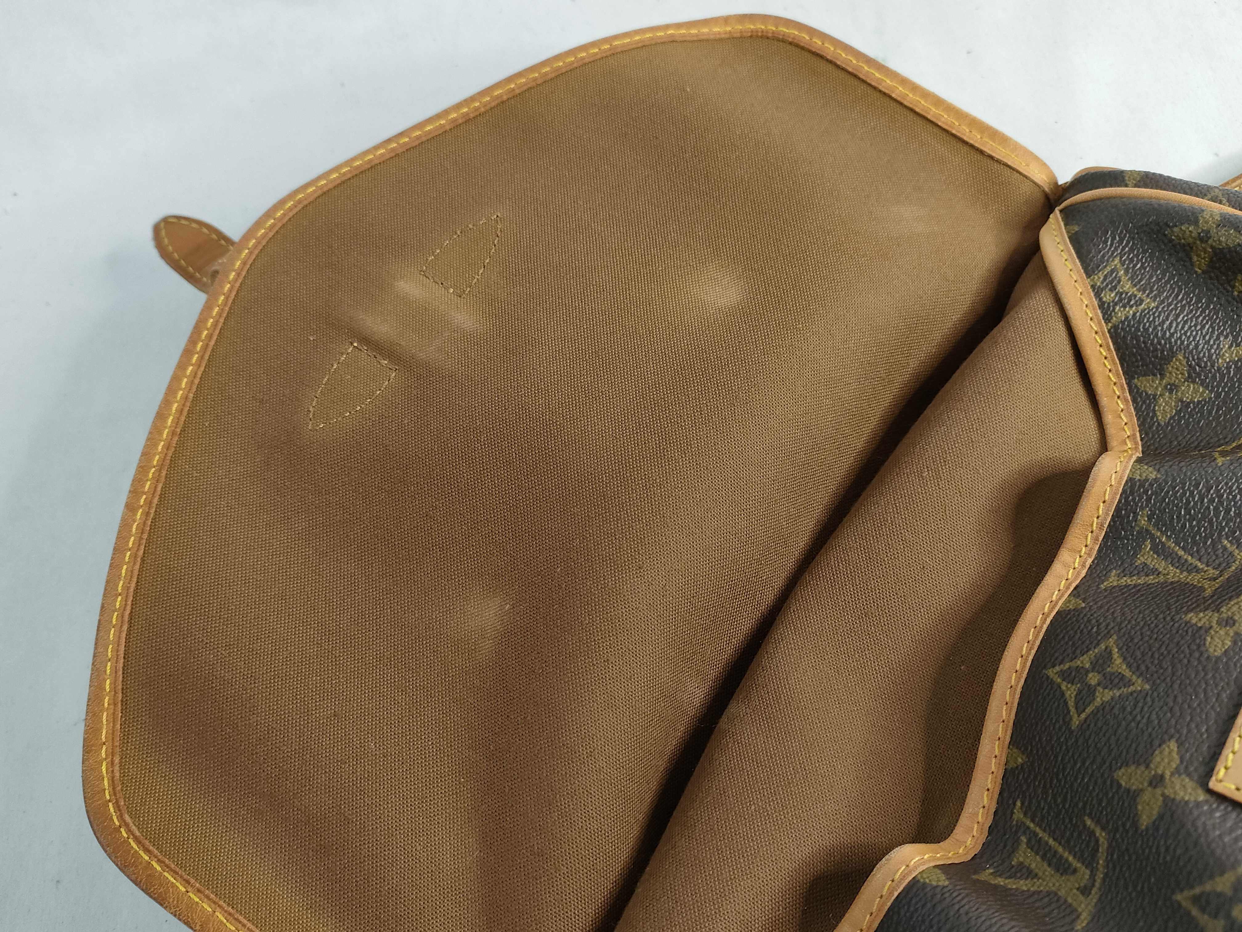 Monogram Saumur 30 Monogram M42256 Shoulder Bag — view 8