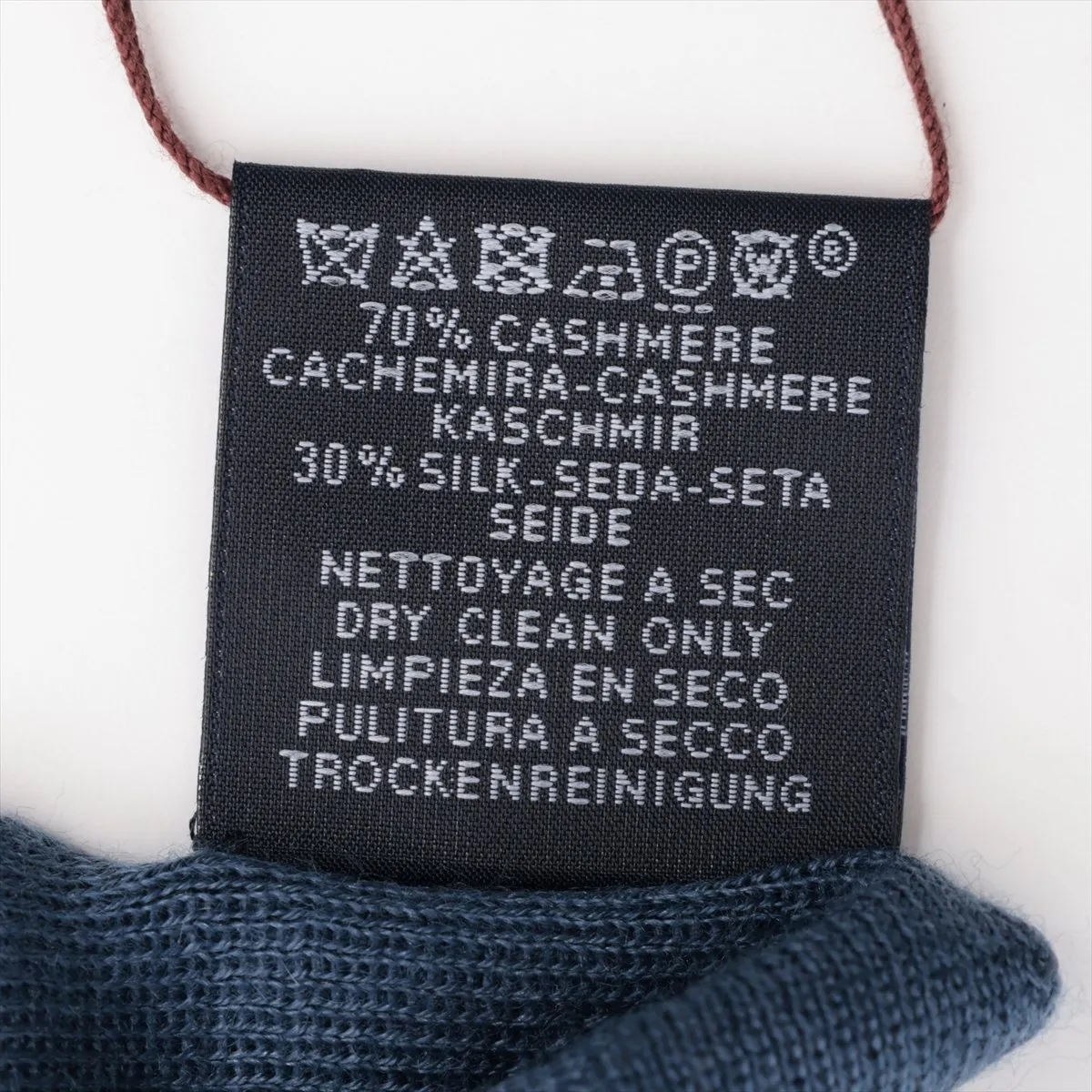 Doré buckle scarf, cashmere x silk, navy, some wear, — view 4
