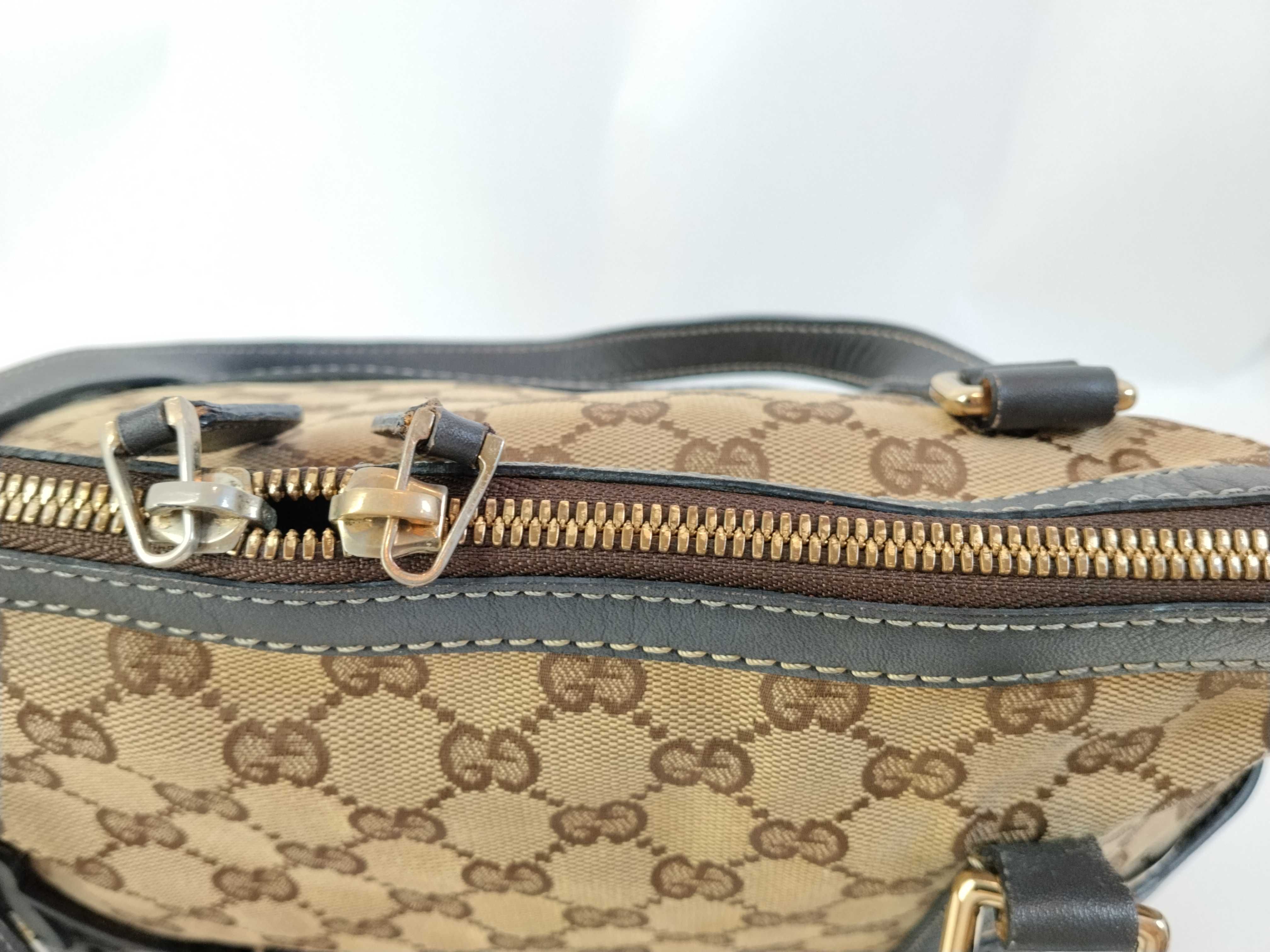 GG Canvas Shoulder Bag Brown Handbag — view 9