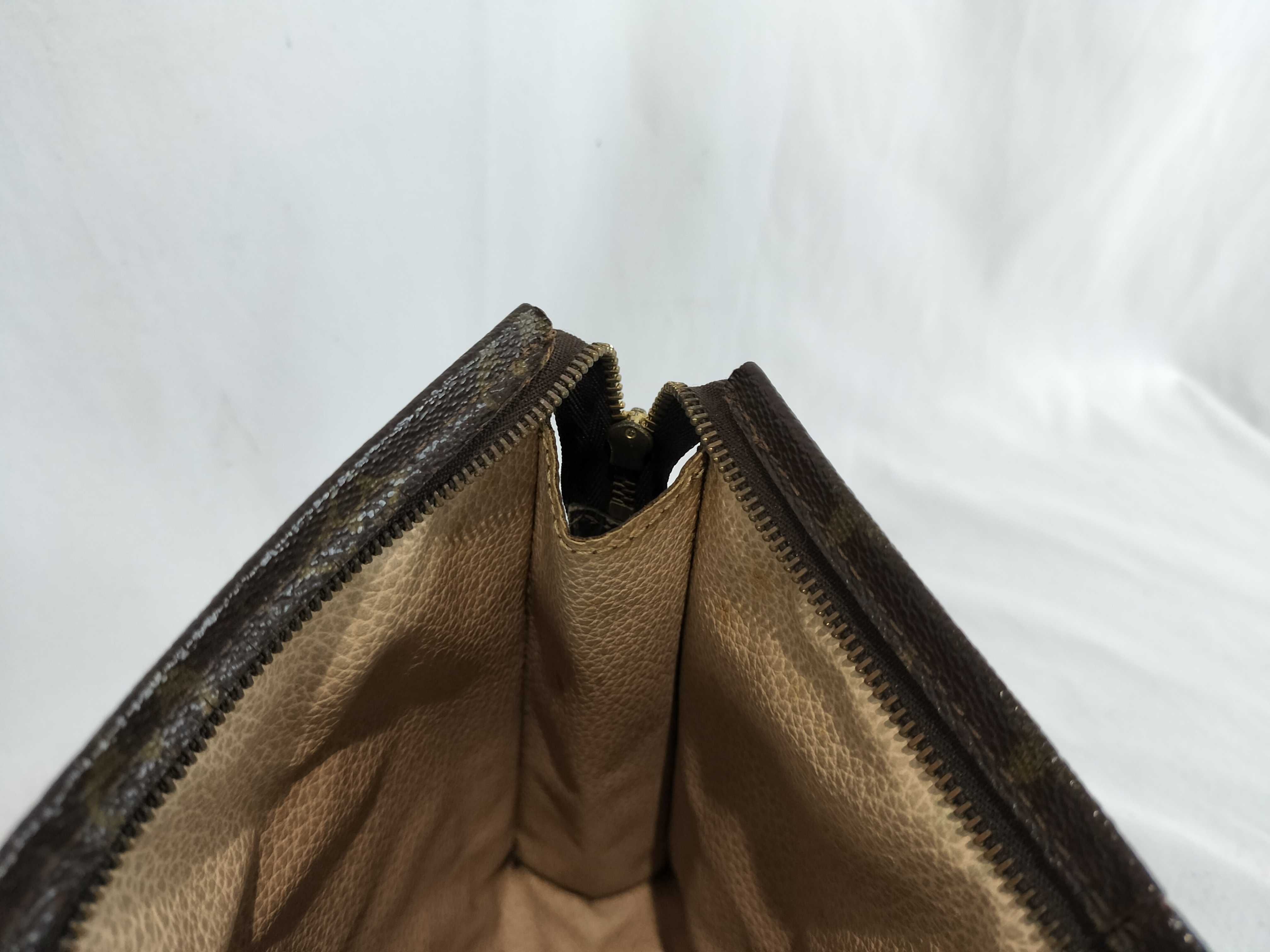 Monogram M47542 Pochette Toilette 26 Pouch — view 9