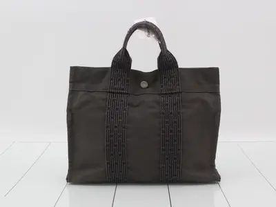 Airline Tote PM