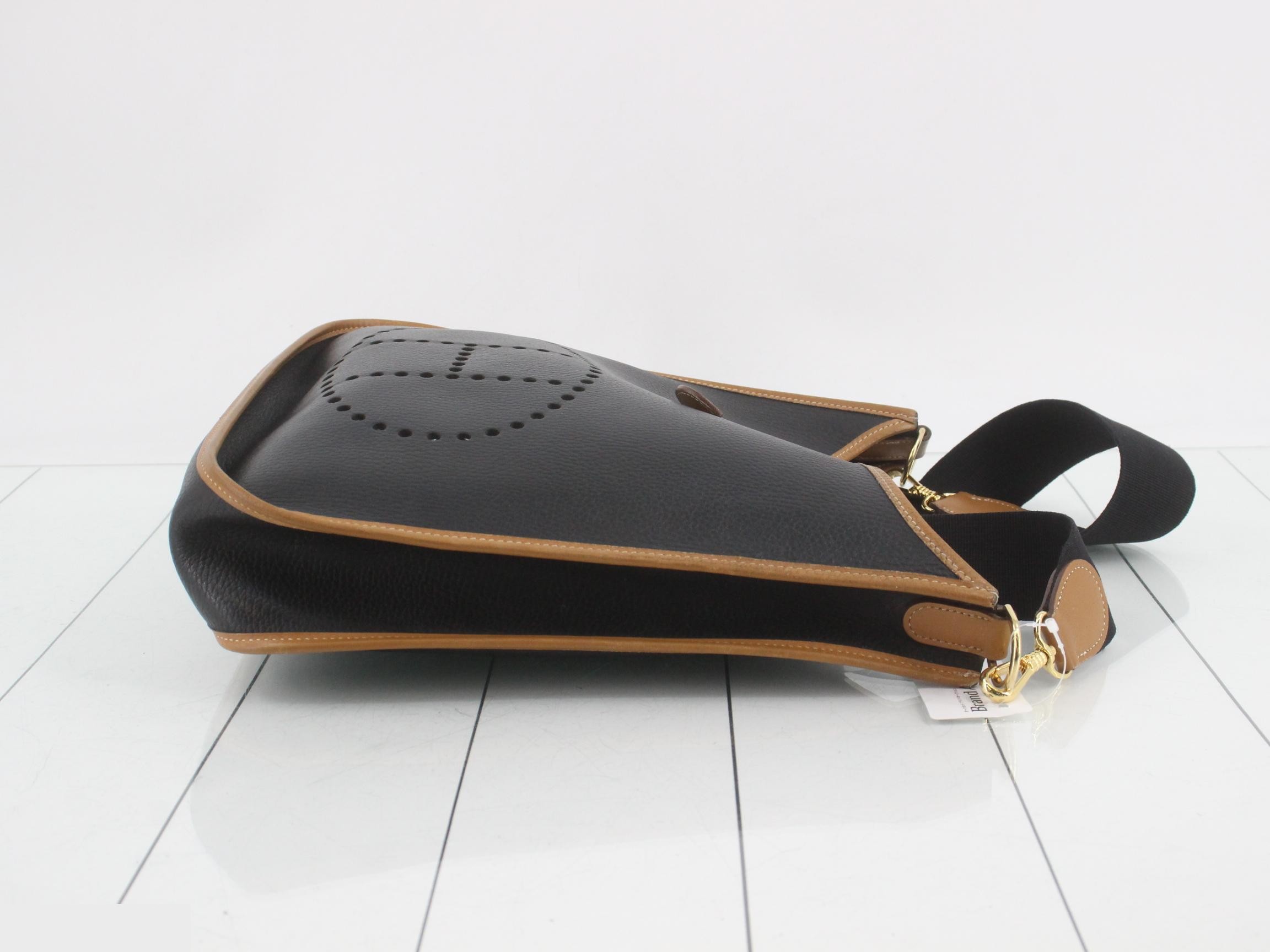 Evelyn, Black, B stamp, Bi-color, Gold hardware — view 3