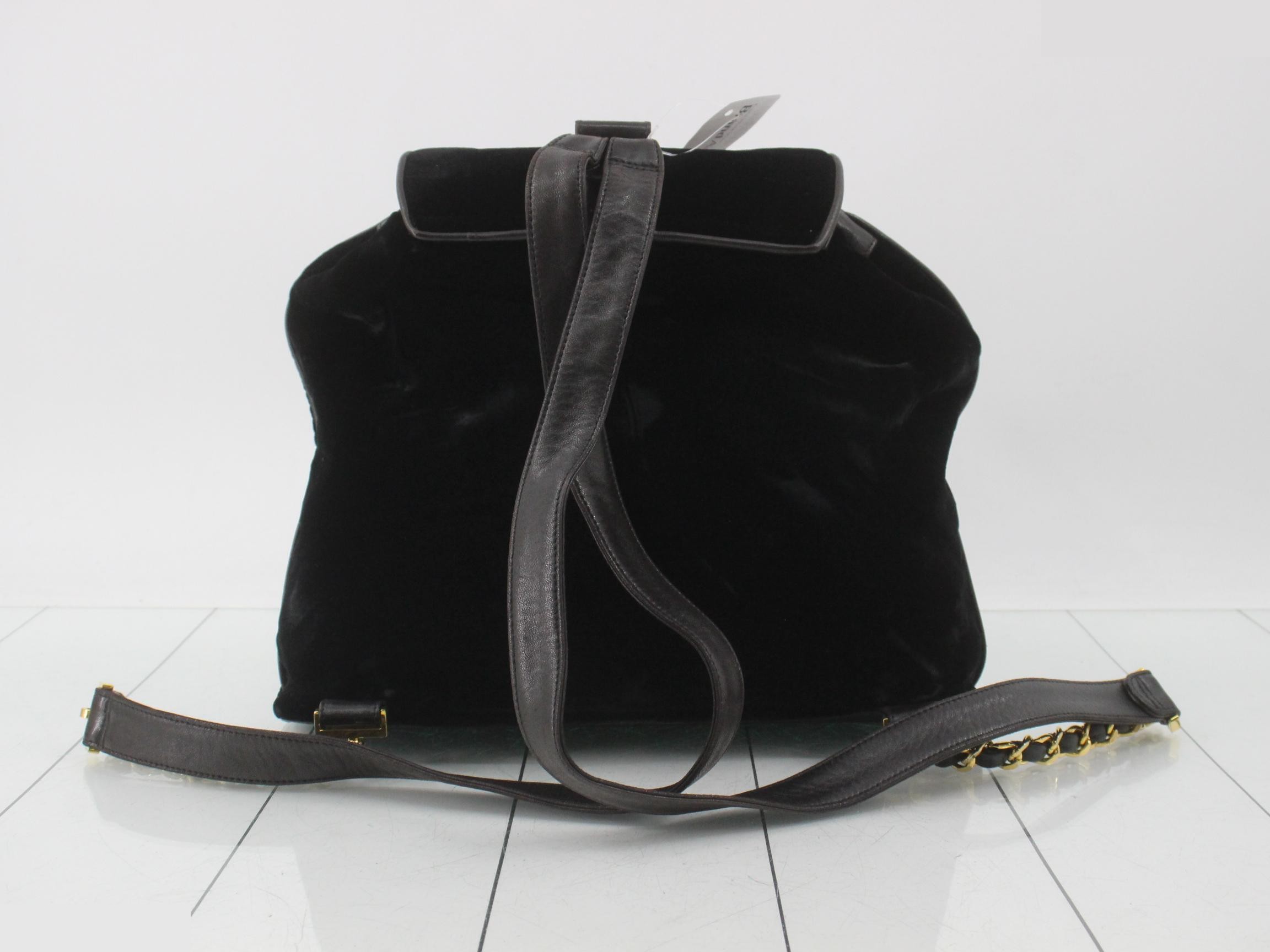 Velour chain backpack — view 2