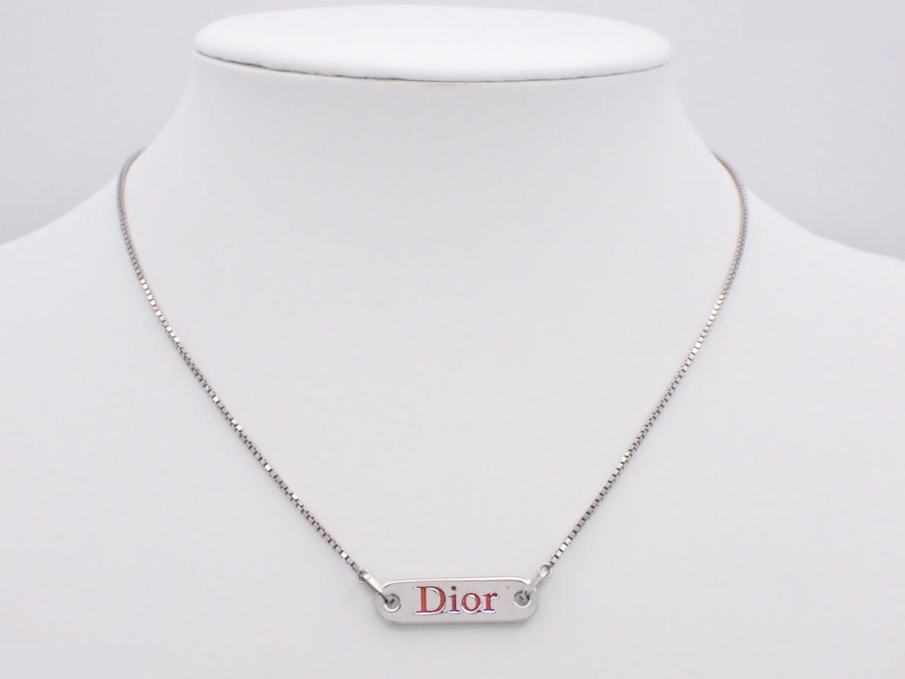 Other lines: Precious metals, necklaces, pendants — view 3