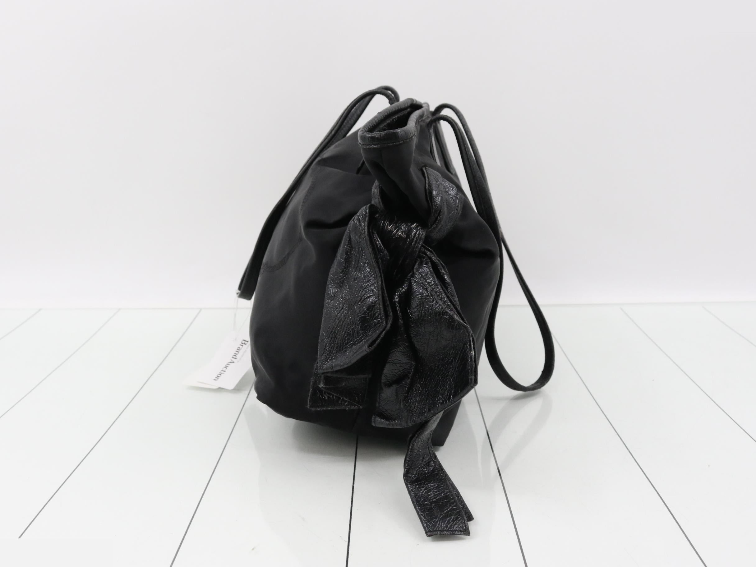 handbag — view 3