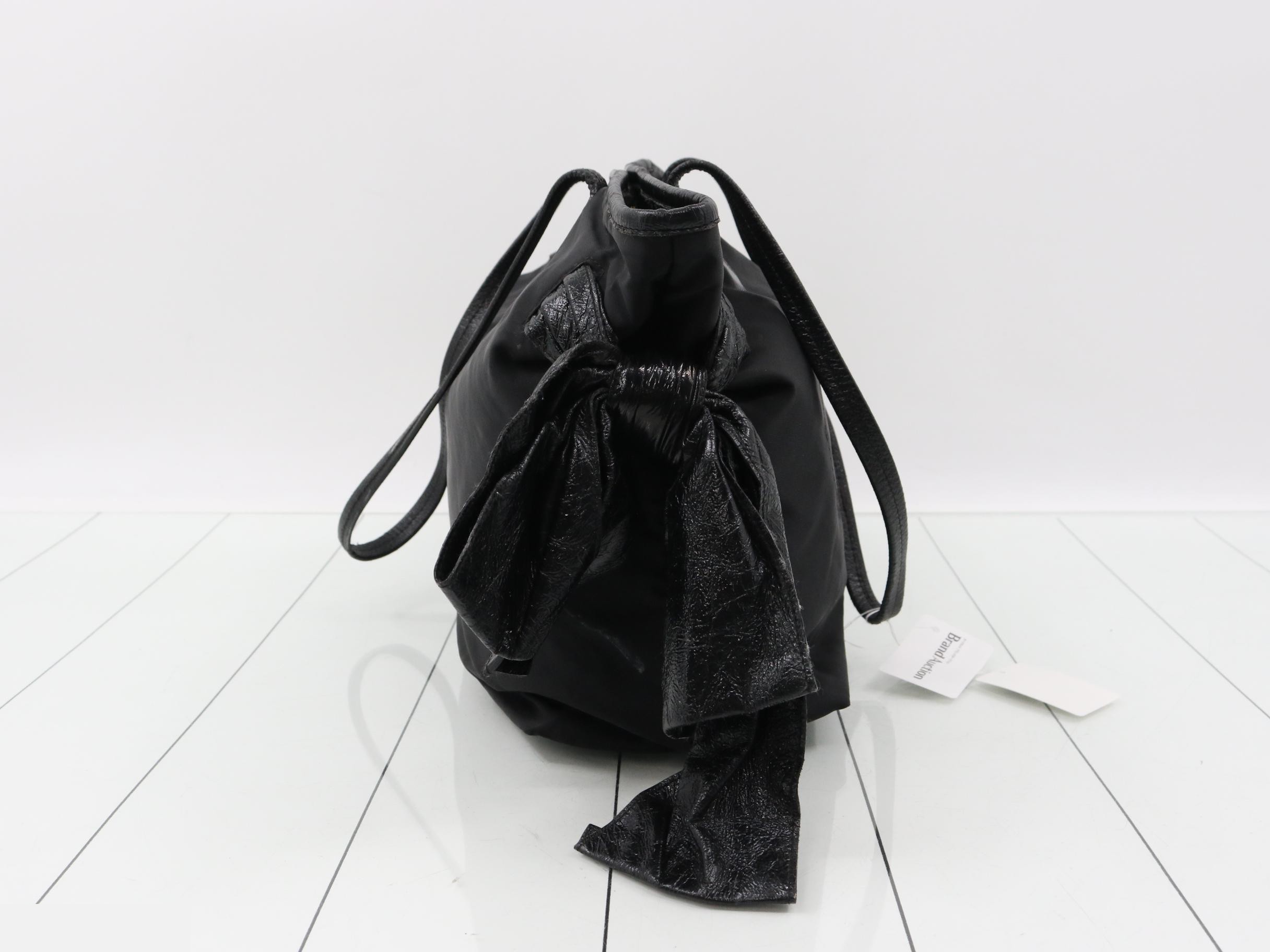 handbag — view 4
