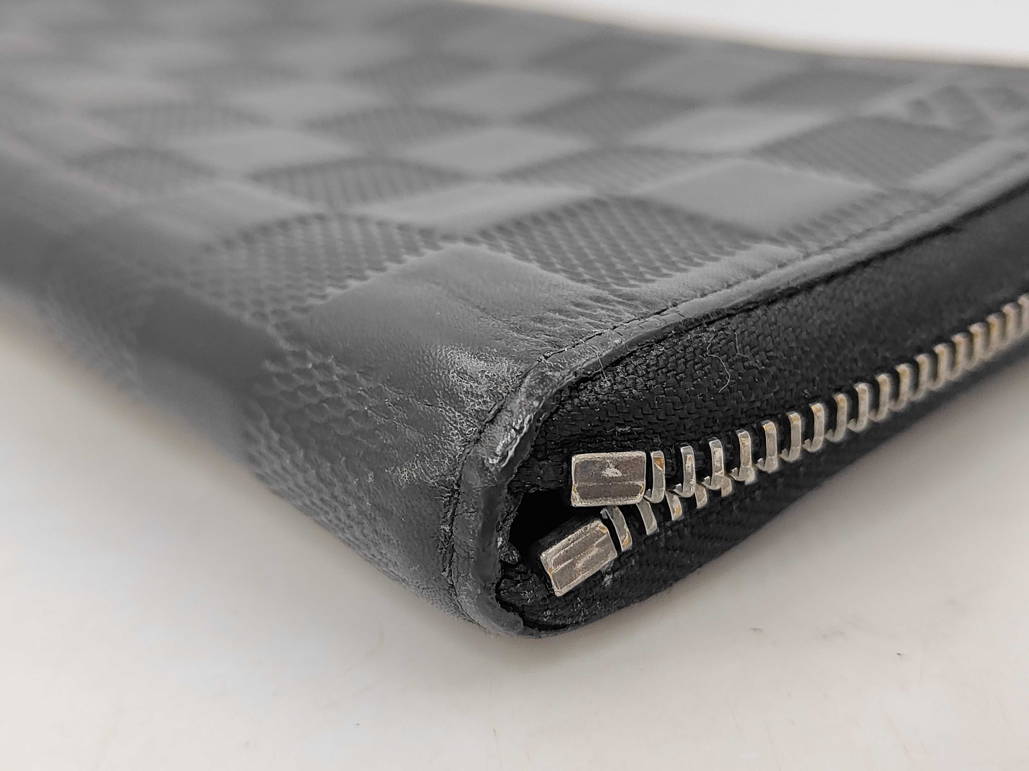 Damier Infini Louis Vuitton Zippy Vertical Infini Wallet — view 3
