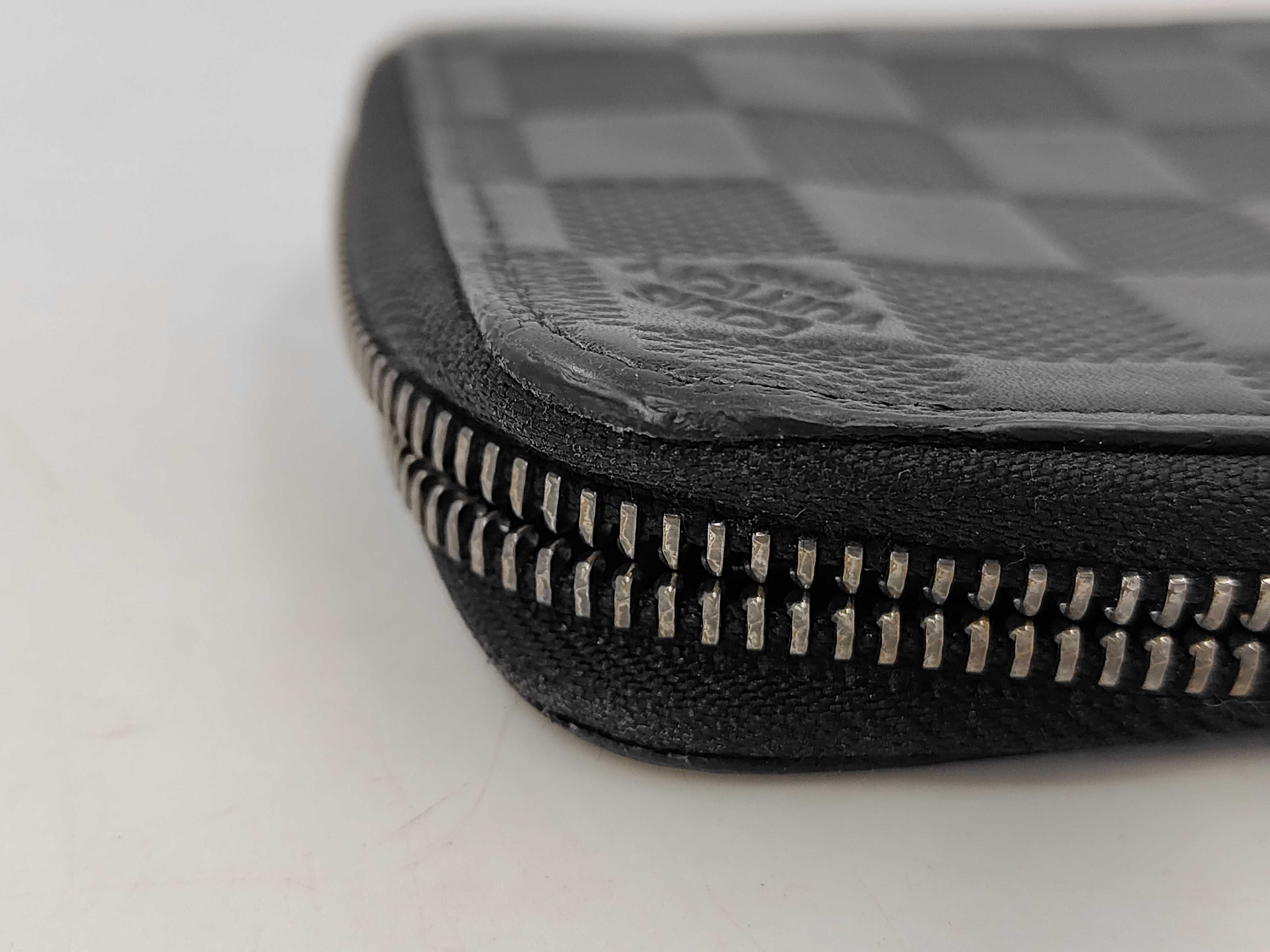 Damier Infini Louis Vuitton Zippy Vertical Infini Wallet — view 4