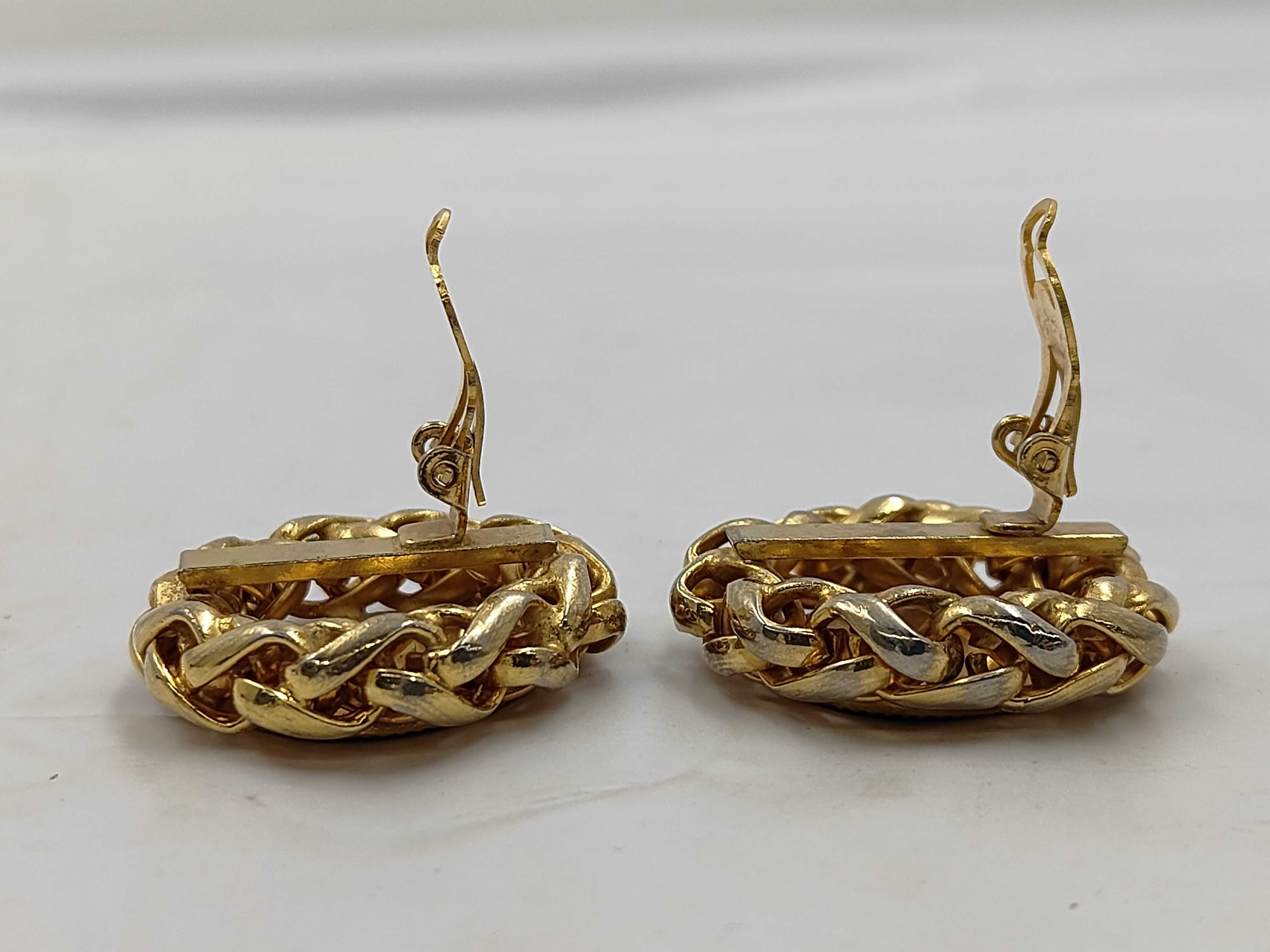 Gold Vintage Coco Mark Rice Stalk Motif Earrings with Engraving — view 4