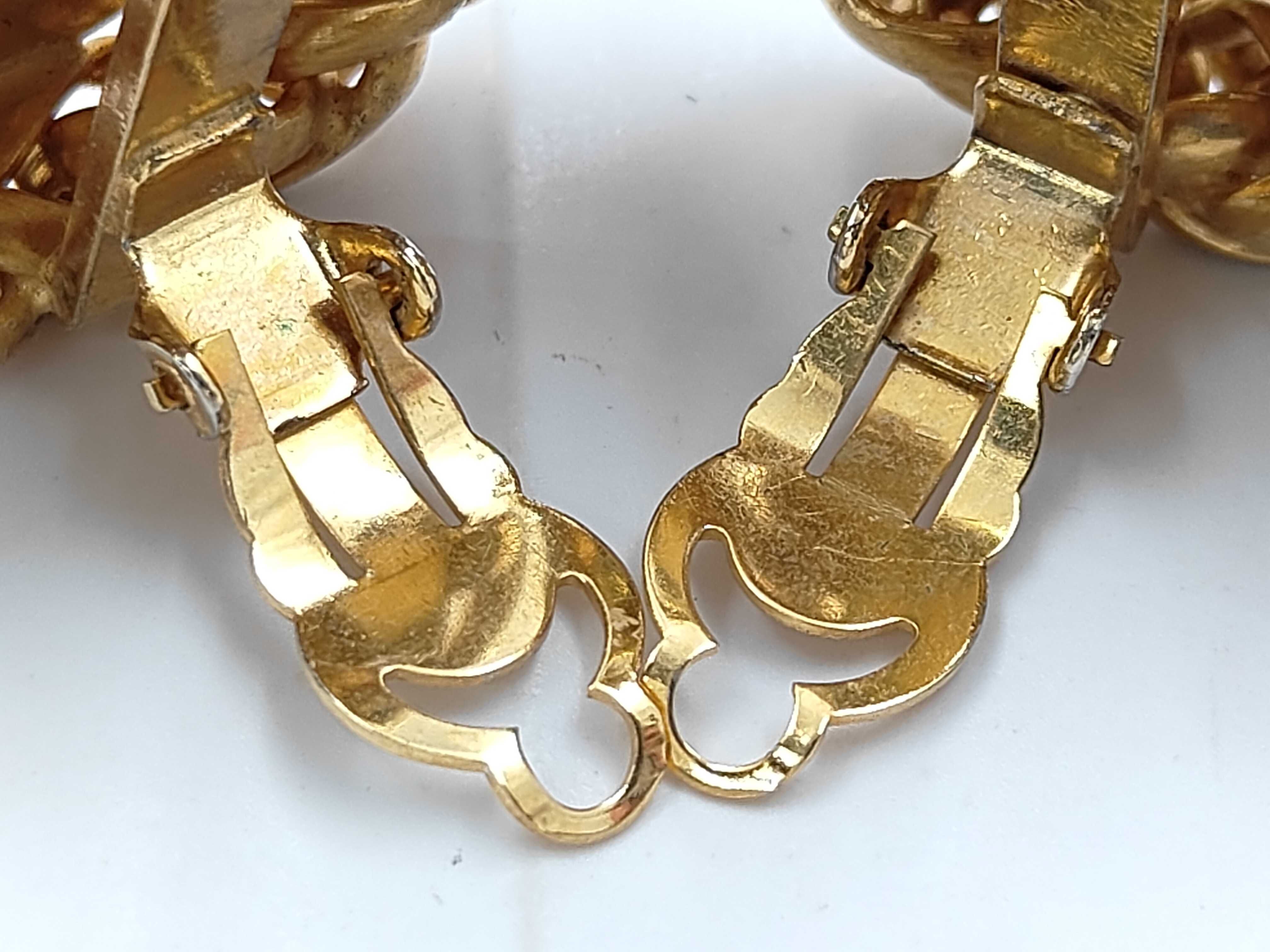 Gold Vintage Coco Mark Rice Stalk Motif Earrings with Engraving — view 8