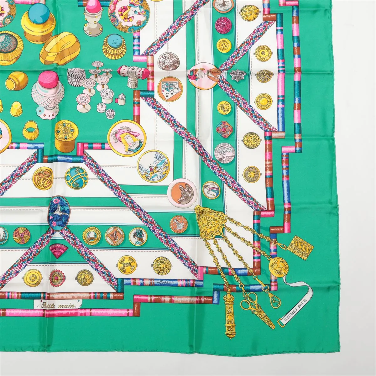 Carre 90 Petite main seamstress scarf silk green — view 4