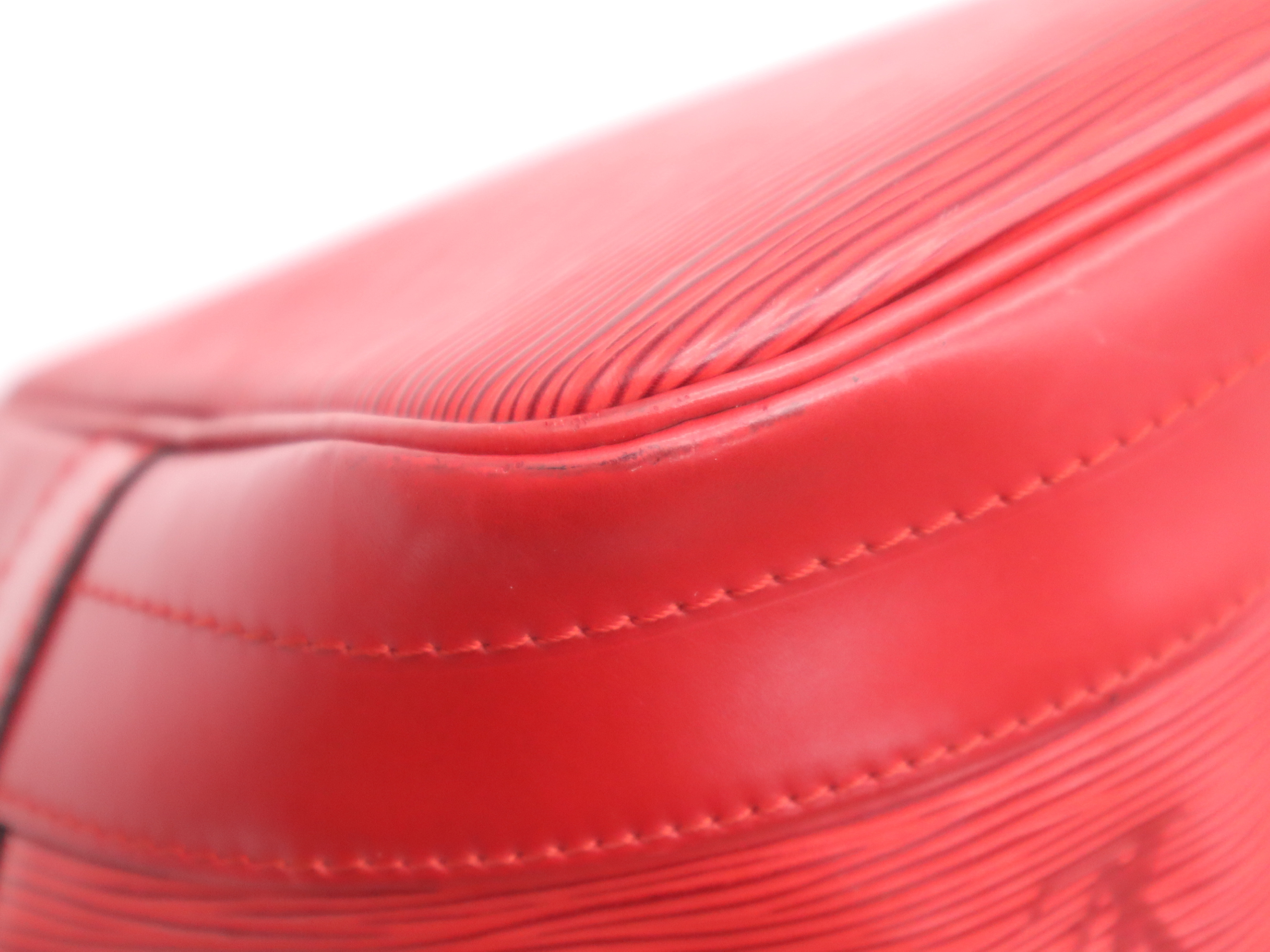 M44007 Epi Noé Castilian Red Handbag — view 11