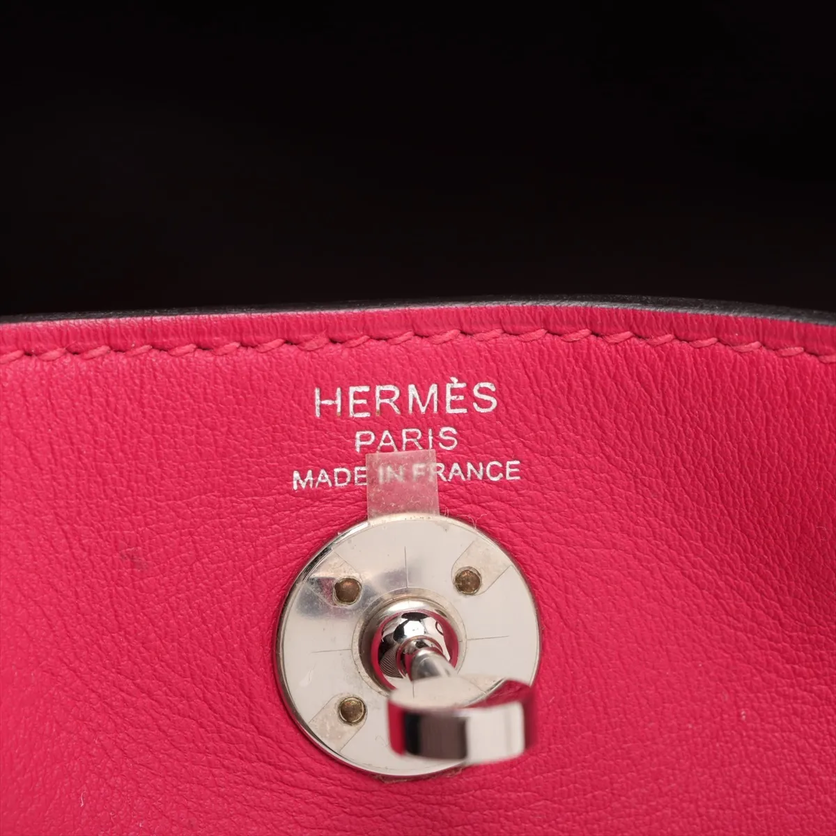 [Individually packaged] Hermes Lindy Mini 20 Verso Veau Swift Framboise x Chocolat Silver Hardware Z: 2021 — view 9