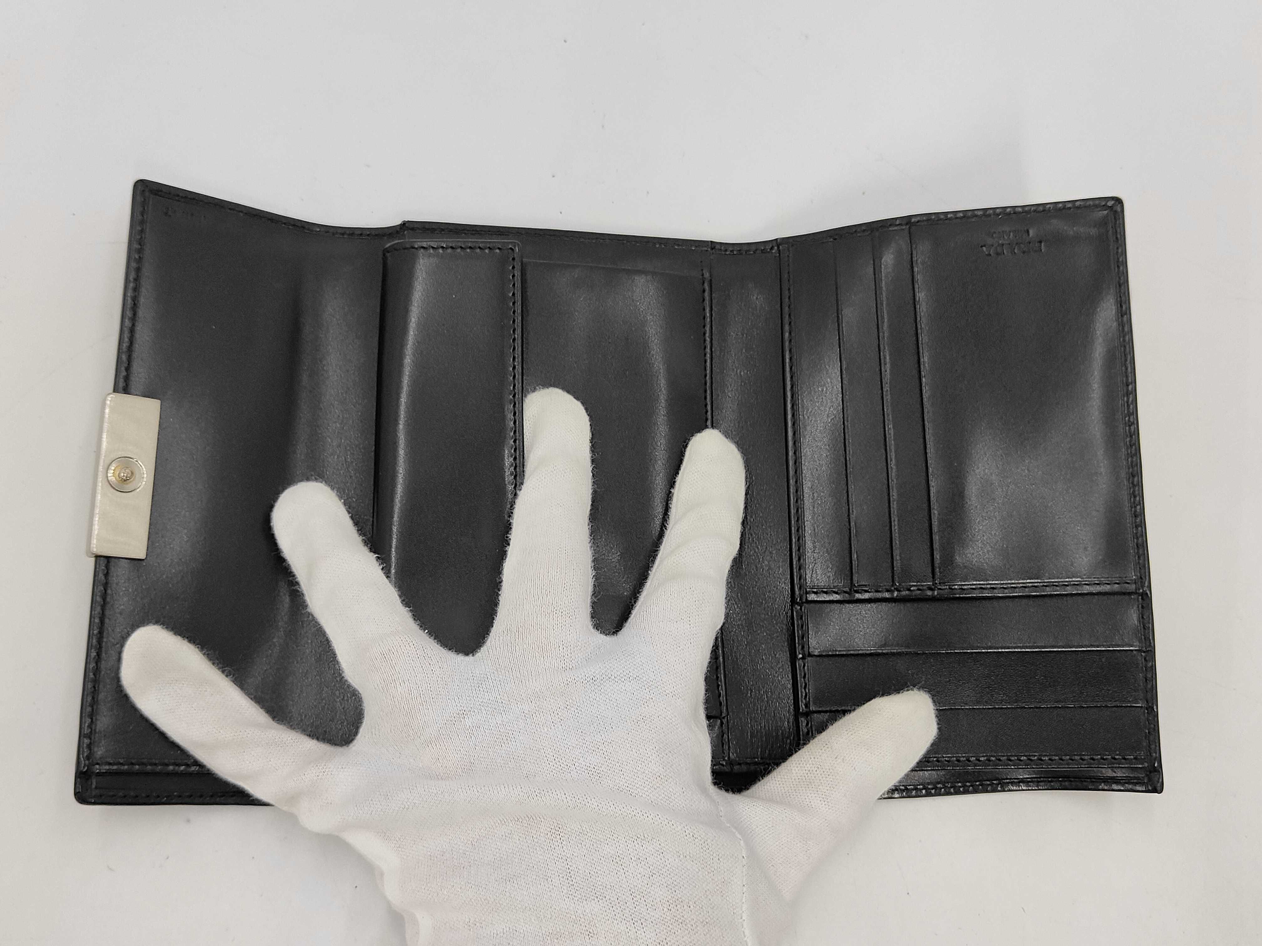 Tri-fold Wallet, Leather, Black — view 4