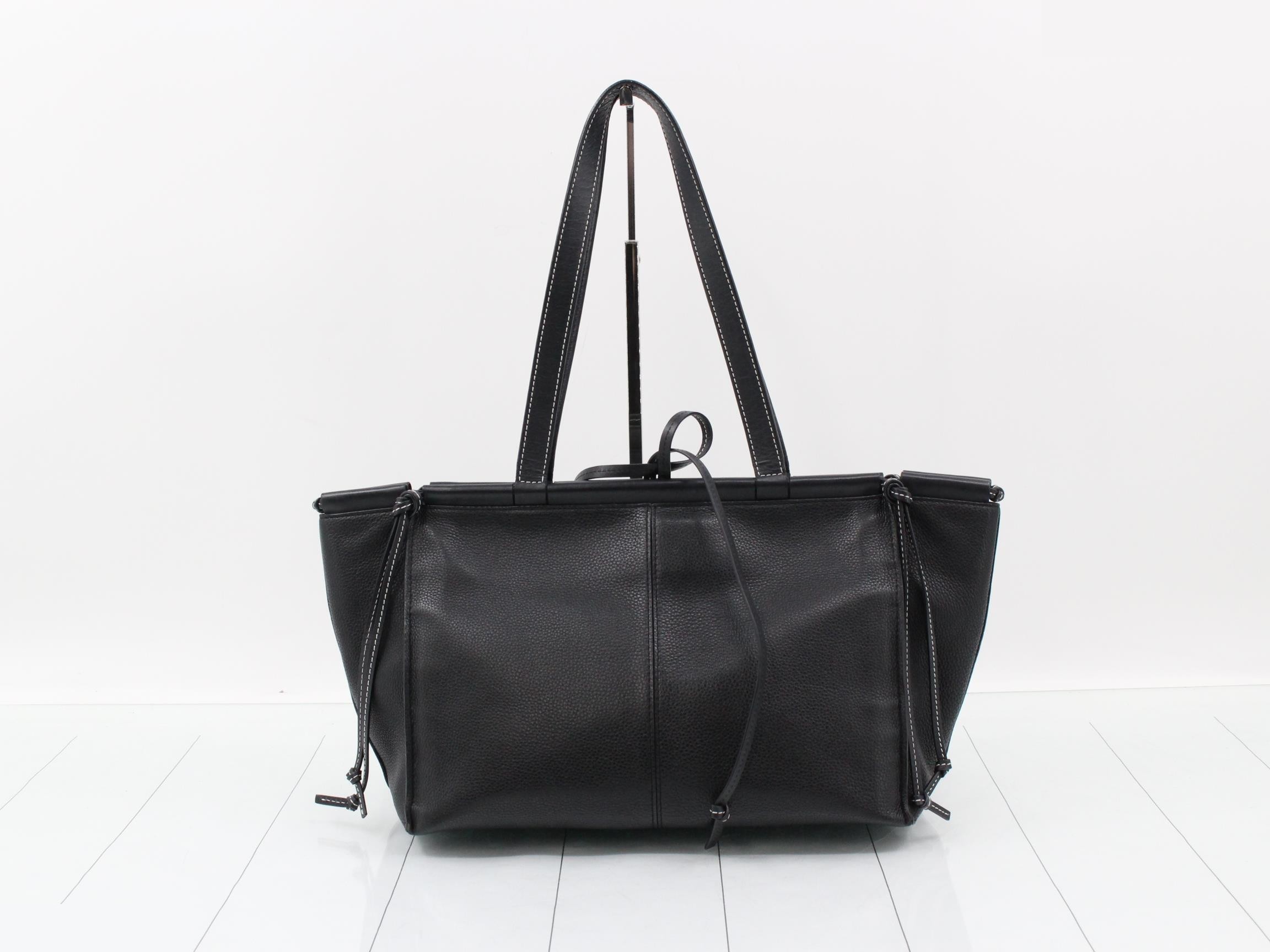 Cushion tote leather tote bag black — view 2