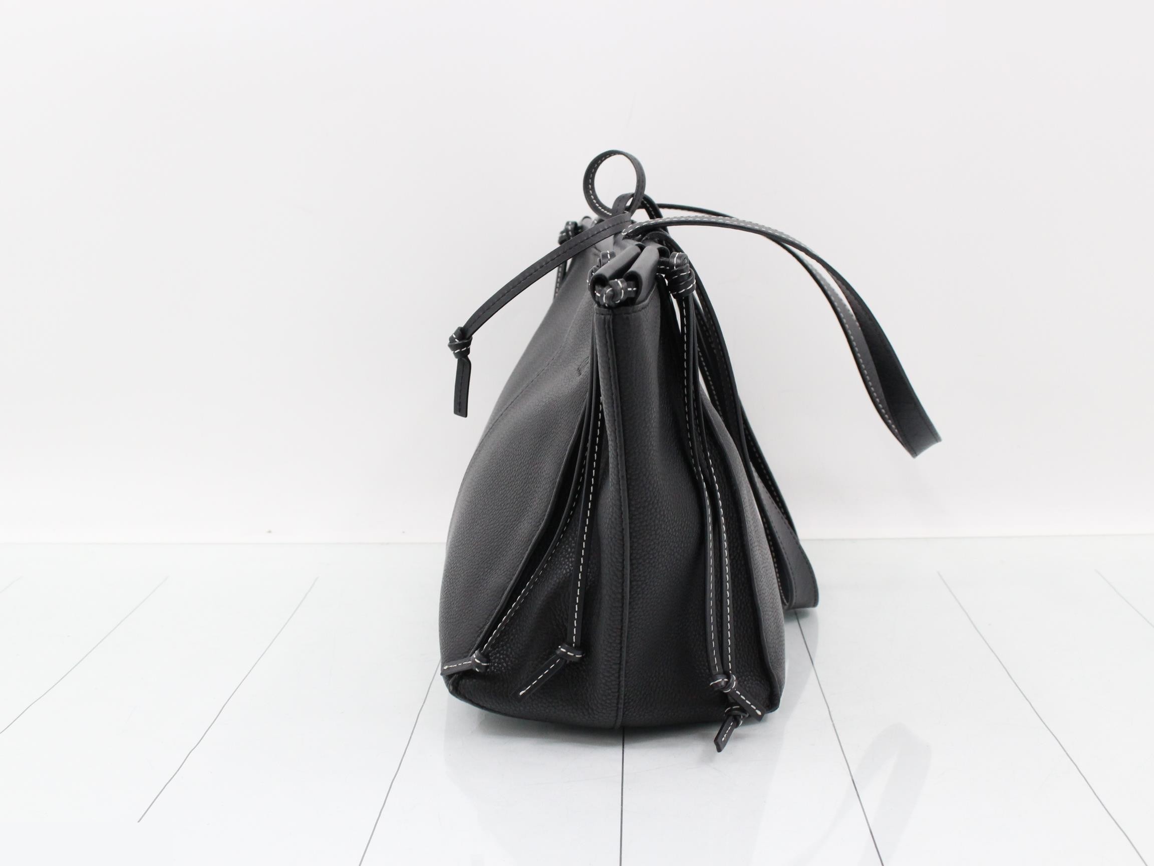Cushion tote leather tote bag black — view 3